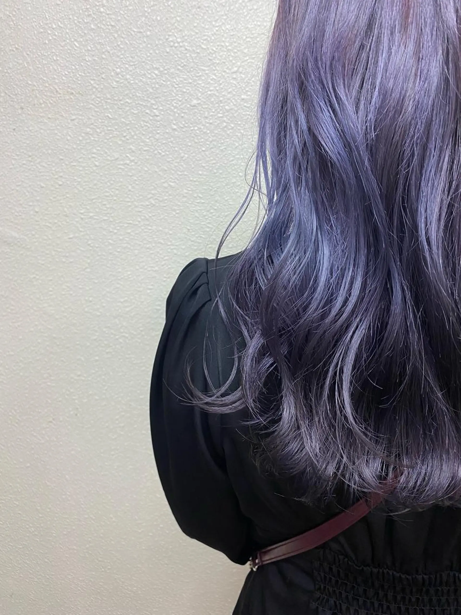 ロング カラー ブリーチ カット ヘアカラー トリートメント ikeda shioriのヘアスタイル