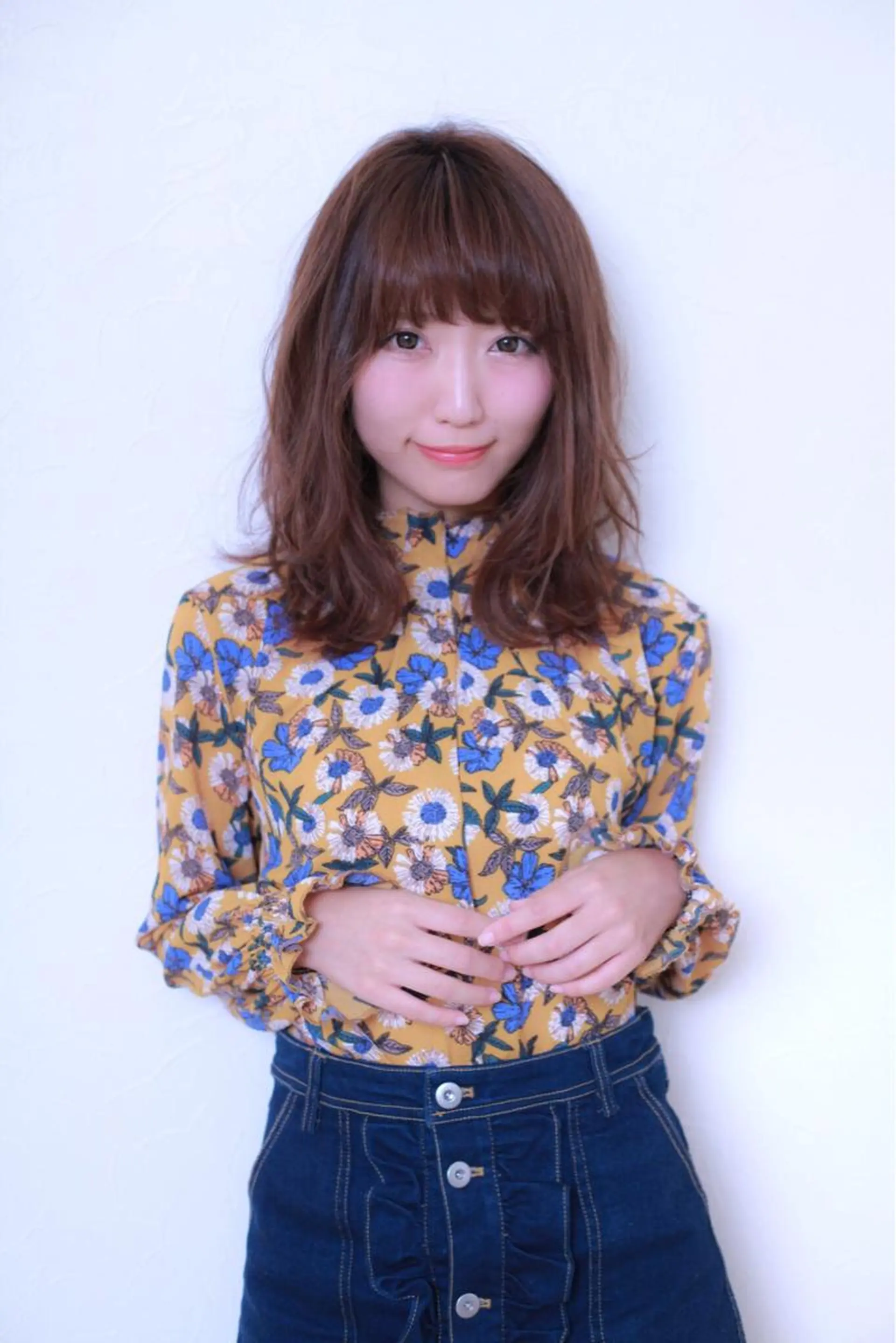 ミディアム カラー ヘアアレンジ 顔周りカット レイヤーカット カット 🌿‬ ܸAir 透明感🌱西村知佳のヘアスタイル