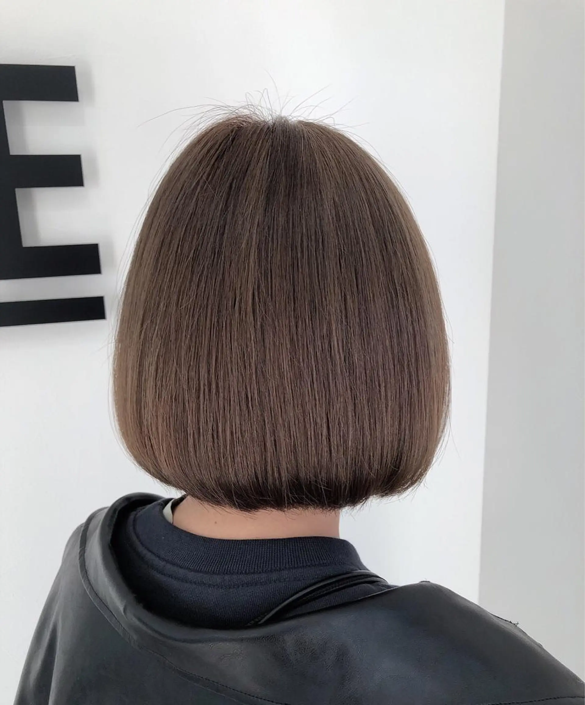 ショート カラー 渋谷/ハッシュ レイヤーカット/会田のヘアスタイル