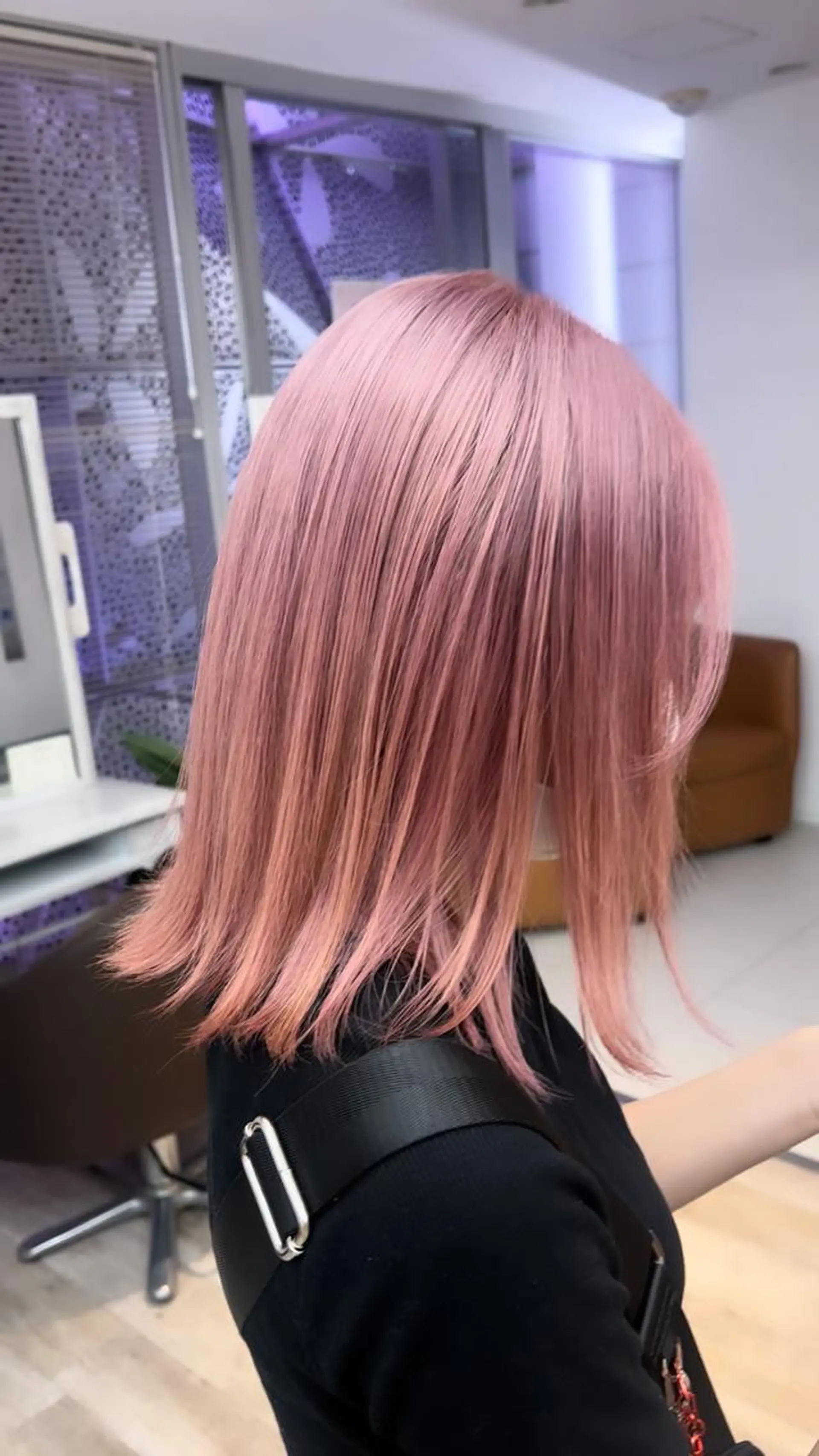 カラー ミチオノザワヘアサロン所属・鷲嶺 風太朗のヘアスタイル