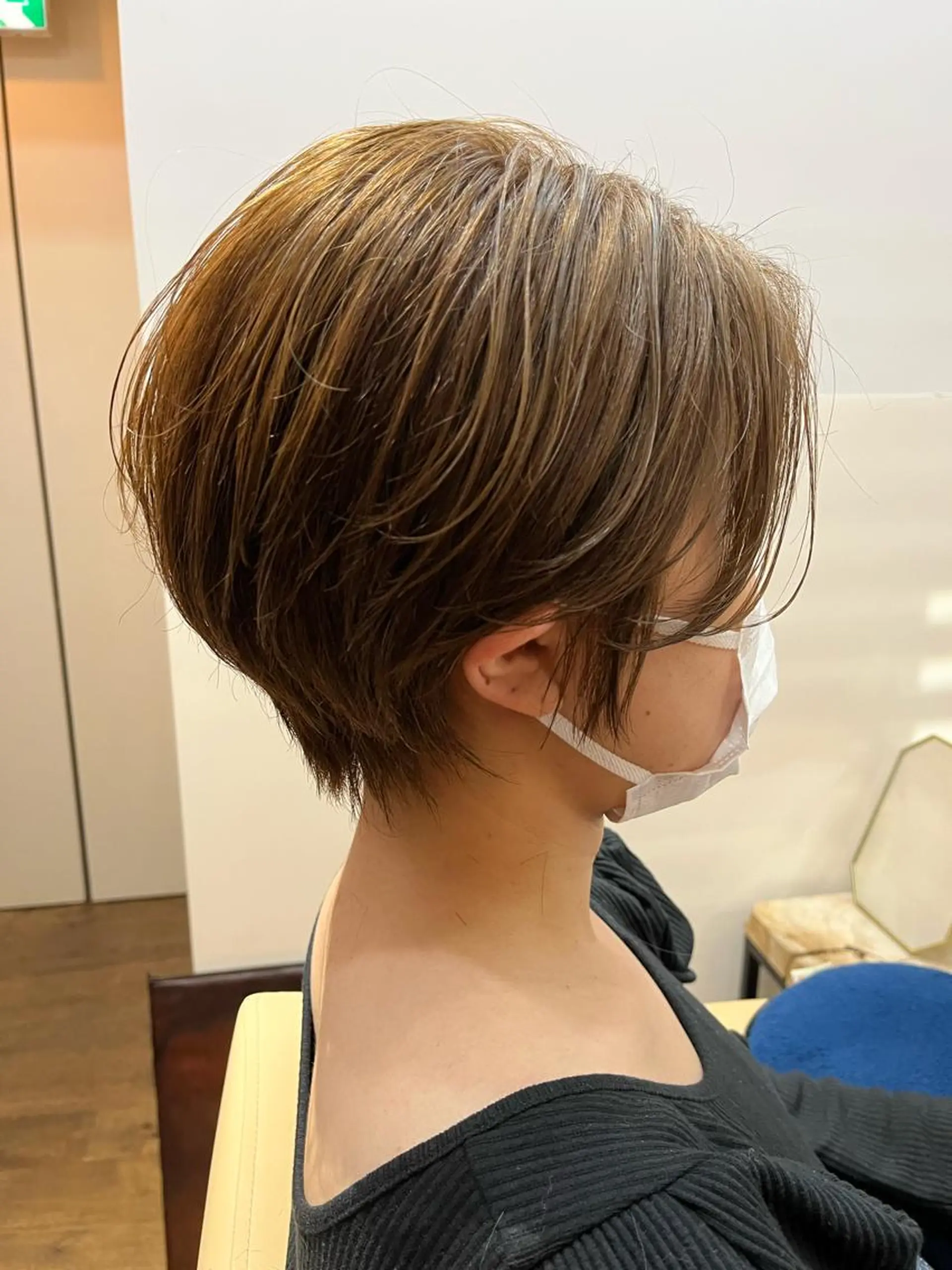 ショート カラー ベージュカラー グレージュ イルミナカラー ボブ ショートヘア カット ヘアカラー 代表　土屋ヒロユキ ショートカットのヘアスタイル
