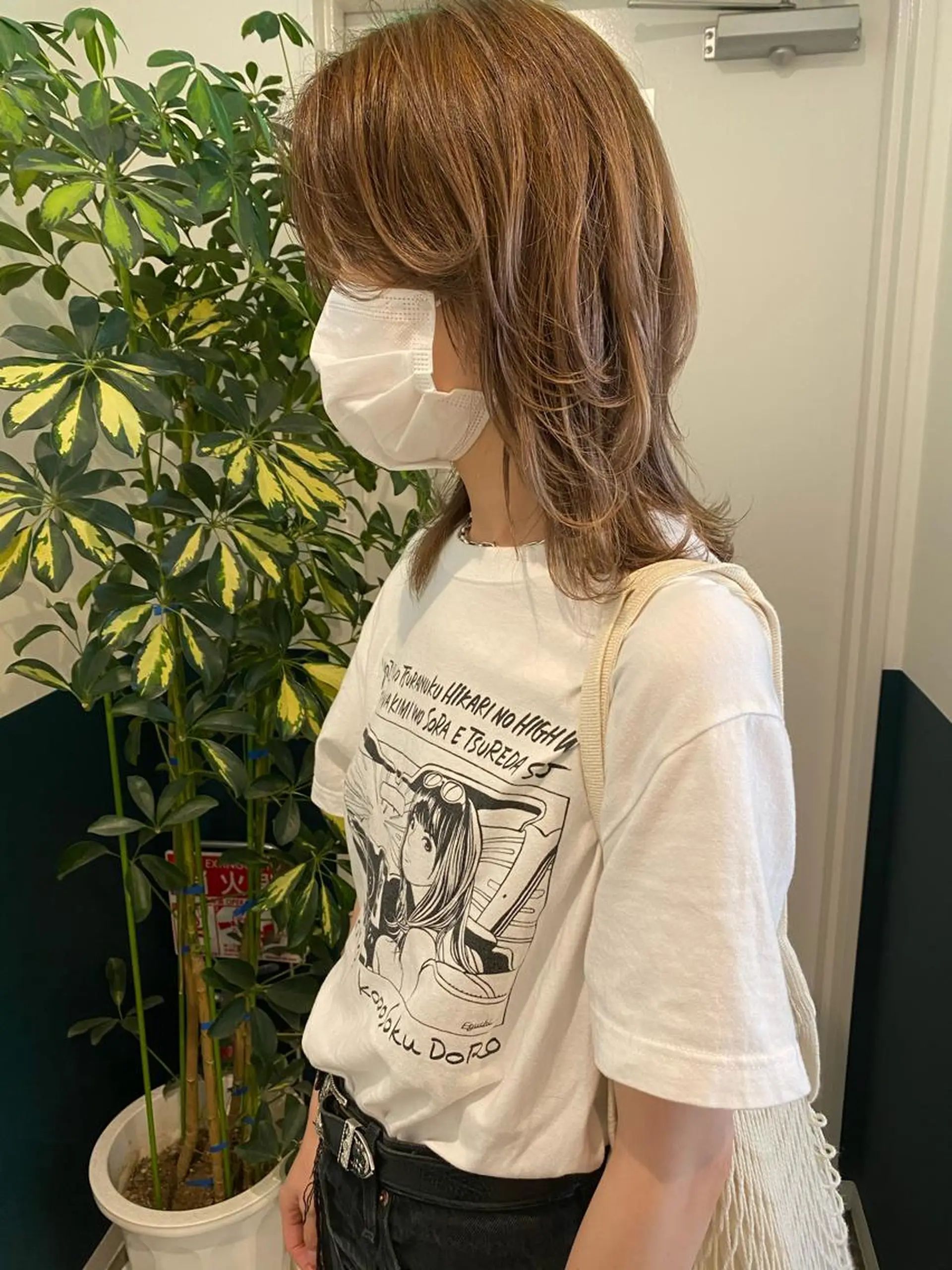 セミロング カラー ヘアアレンジ ベージュカラー ハイトーンカラー ハイトーンベージュ レイヤーカット fit stand所属・fit stand /HIIRAGIのヘアスタイル