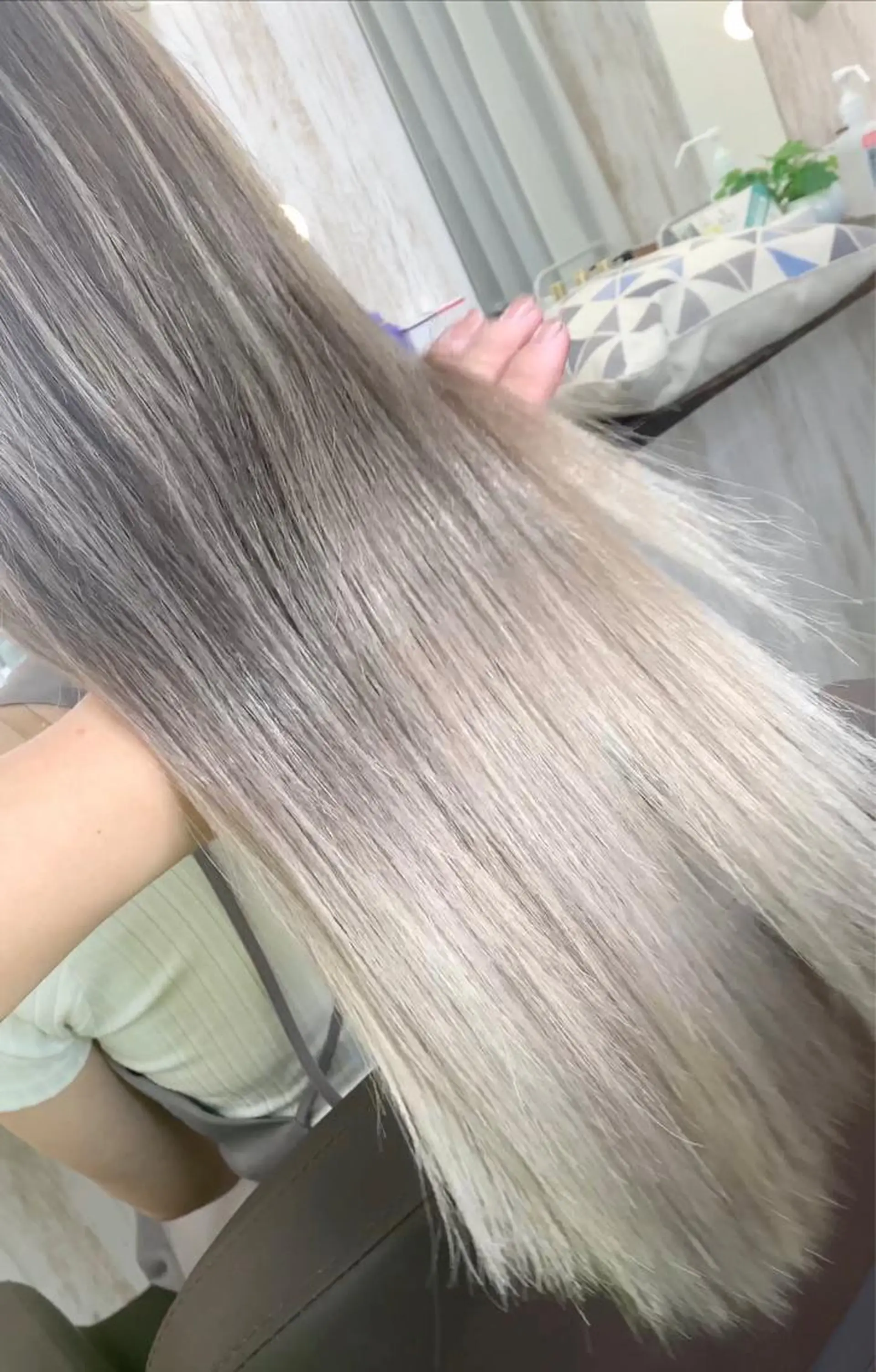 カラー バレイヤージュ プライベートサロン LyoN/RYOTAのヘアスタイル