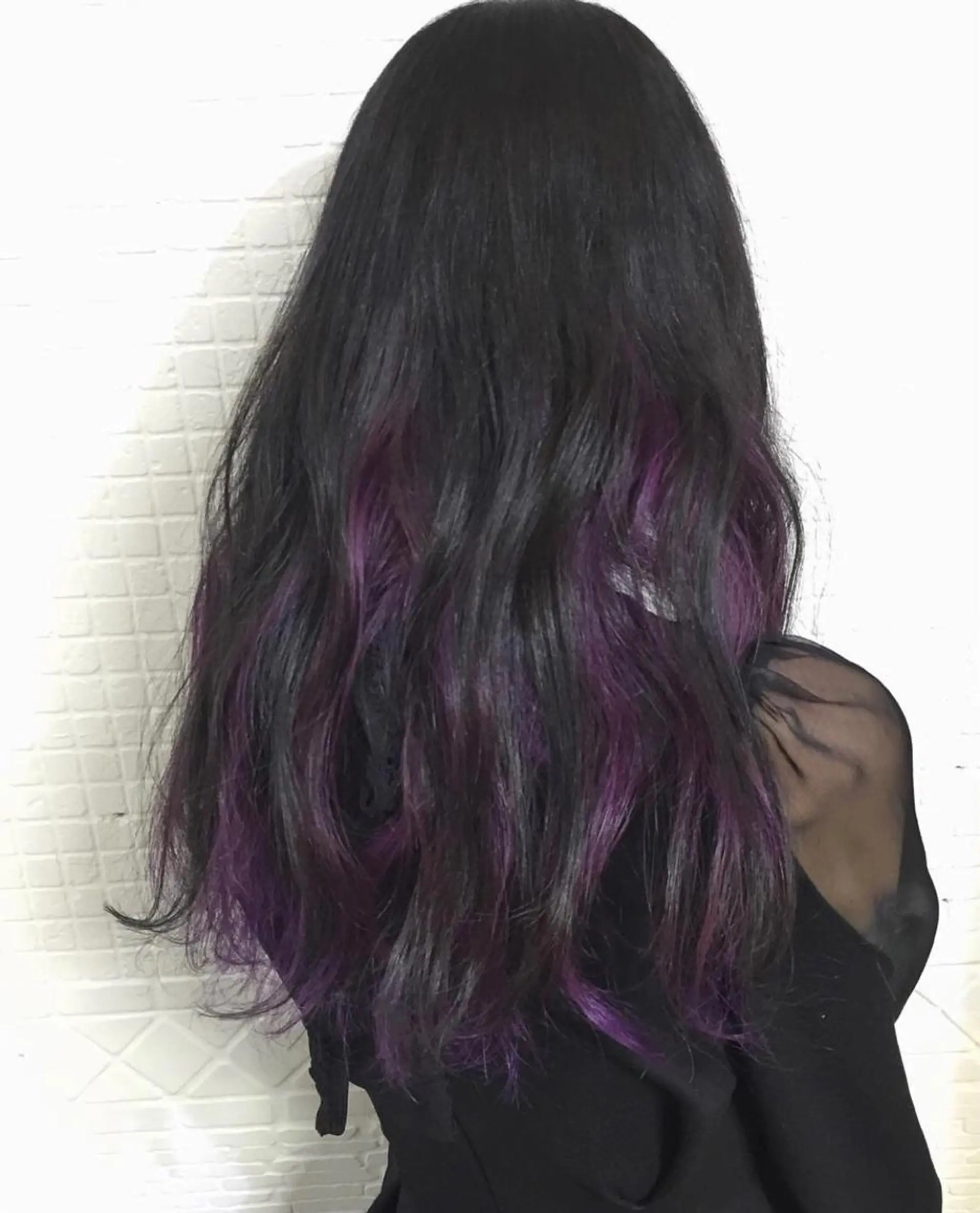 ロング カラー ヘアアレンジ インナーカラー パープルカラー L'wis所属・🪄🫧ハイトーン/ 乙津茜🐰L'wisのヘアスタイル