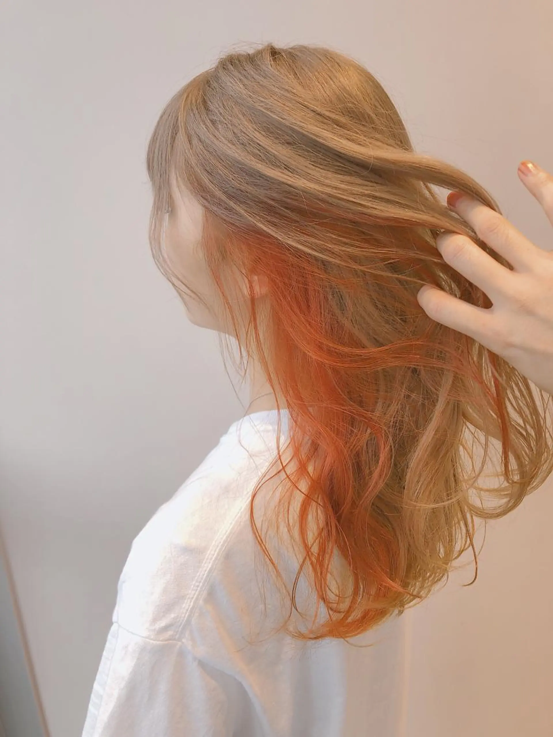 カラー ベージュカラー オレンジ レイヤーカット 古川洋之のヘアスタイル