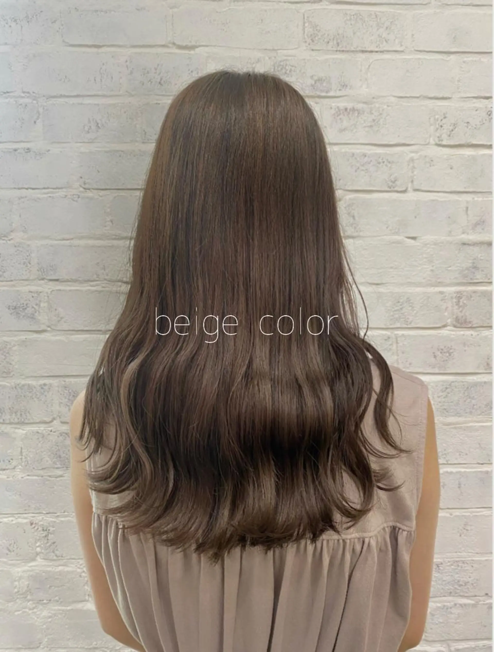 ロング カラー 平野 愛華のヘアスタイル