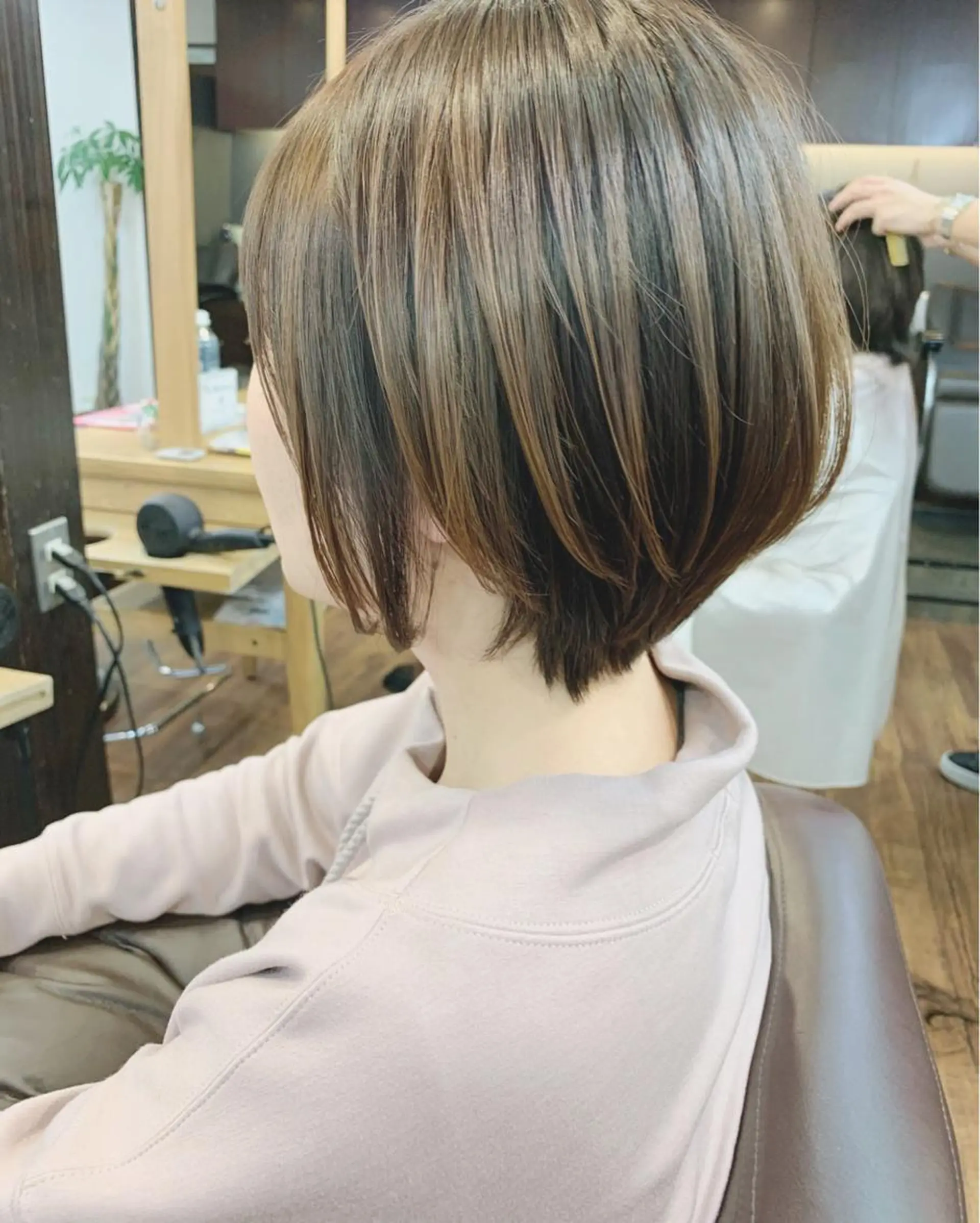 ショート レイヤー/顔周り 田山　穂波のヘアスタイル