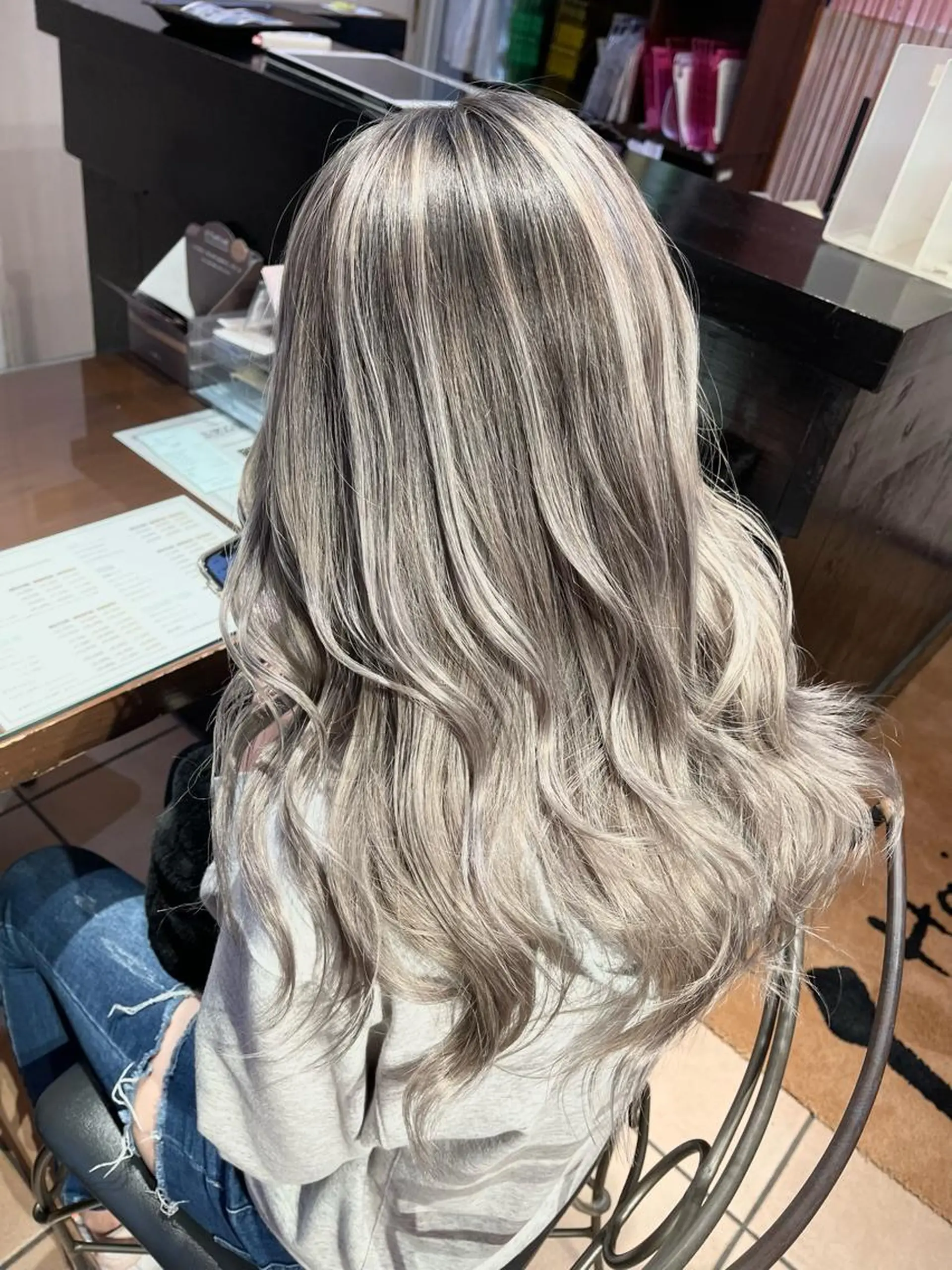 セミロング カラー カット ヘアカラー トリートメント Che'ri所属・海外レイヤー/ レイヤーカット/和田のヘアスタイル