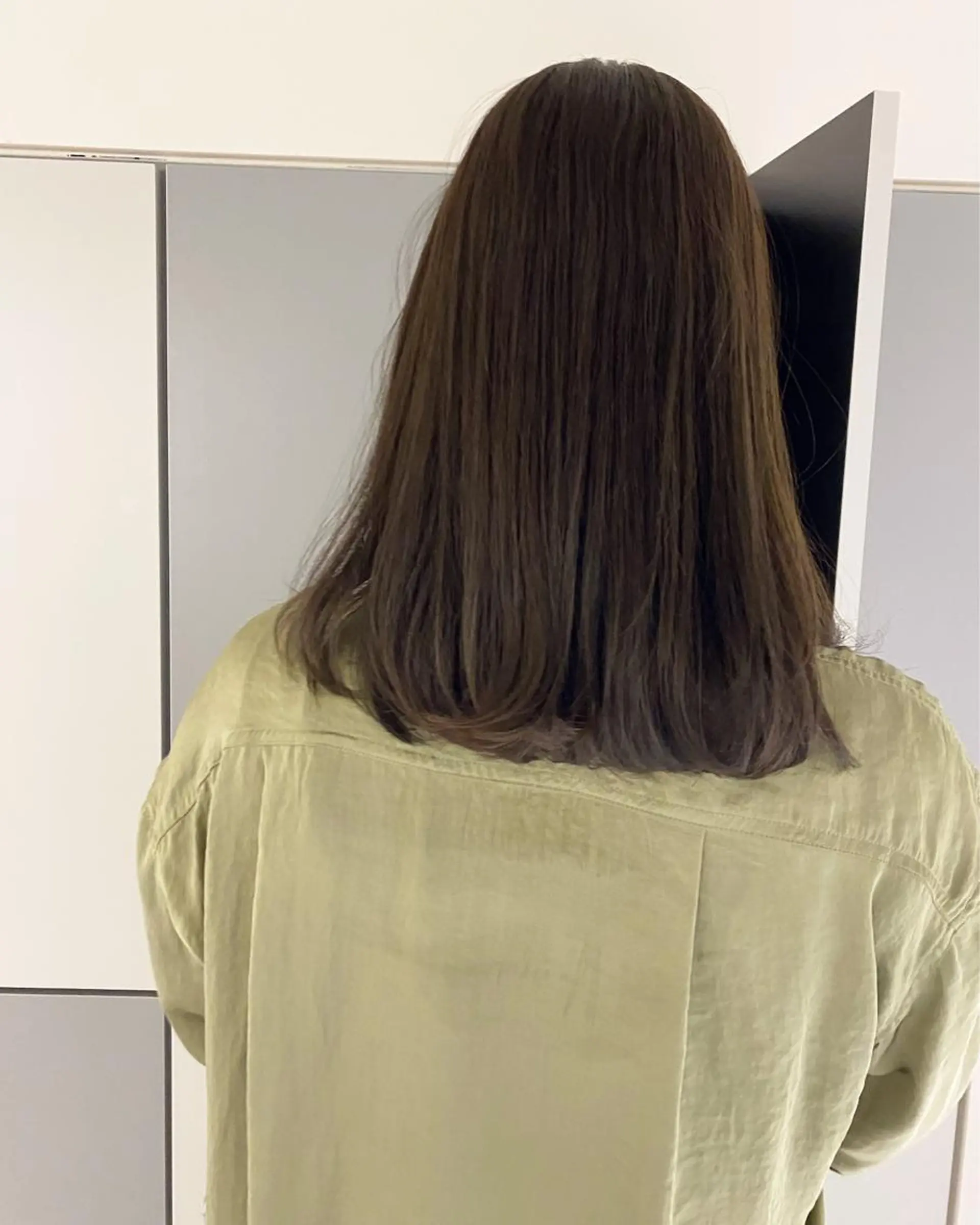 ミディアム カラー グレージュ 髪質改善 カット ヘアカラー トリートメント LOVESTOIKE 堂本のヘアスタイル