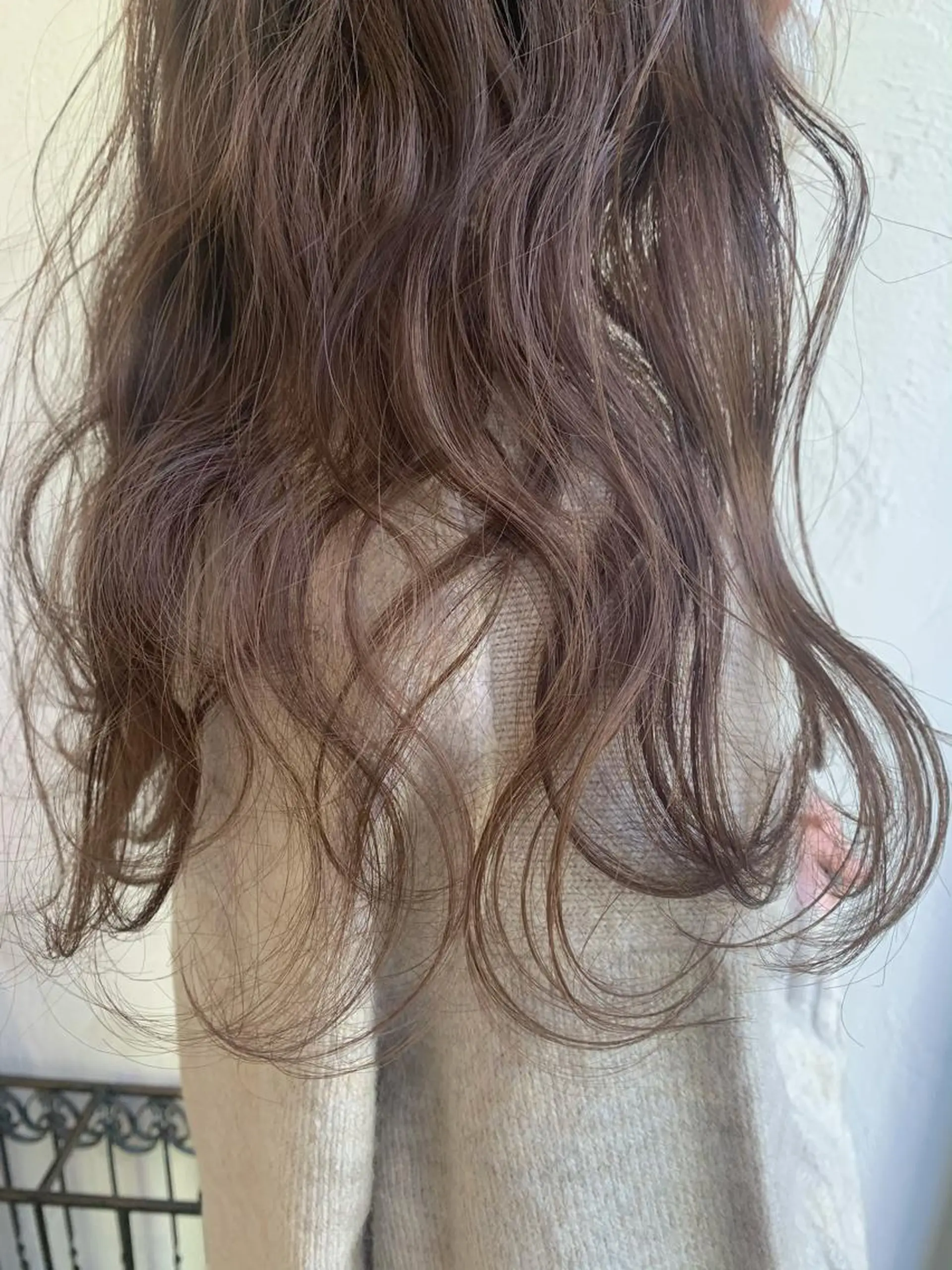 ロング カラー ベージュカラー ブラウンカラー ショコラベージュ ショコラブラウン 透明感カラー ヘアカラー トリートメント risako🇰🇷 韓国ヘア/レイヤーのヘアスタイル