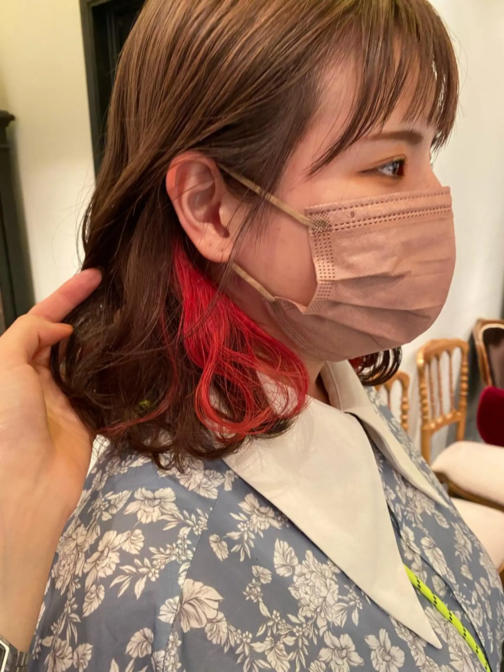 ミディアム カラー ブリーチ デザインカラー NATSUKI😸 ‪✂︎‬南森町美容室のヘアスタイル