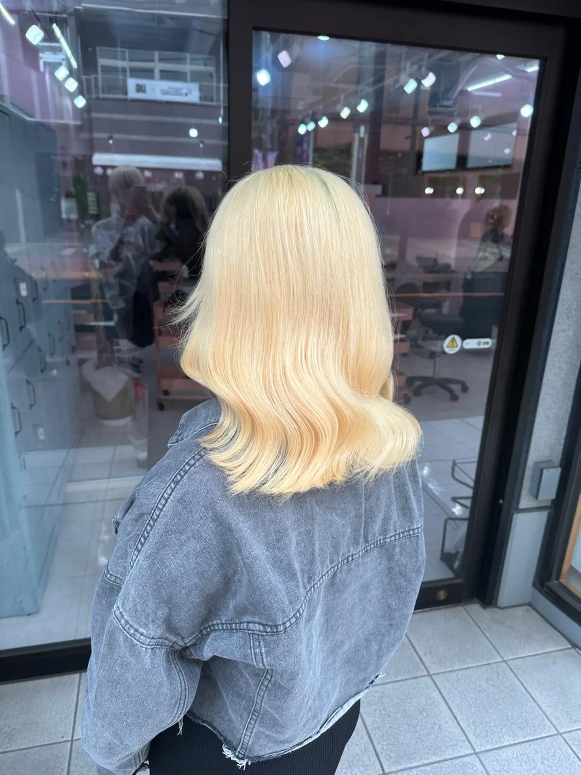 ミディアム ミディアムパーマ ボブ フレンチガーリー ヨシンモリ レイヤーカット ヘアカラー トリートメント ❄️💛エクステ ブリーチ❄️yukiのヘアスタイル