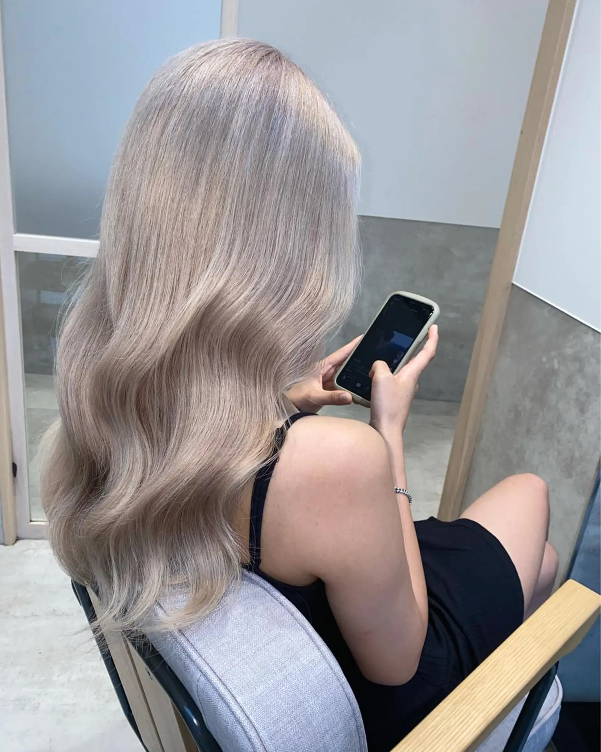 セミロング カラー gotoday所属・上品カラー HIDEのヘアスタイル