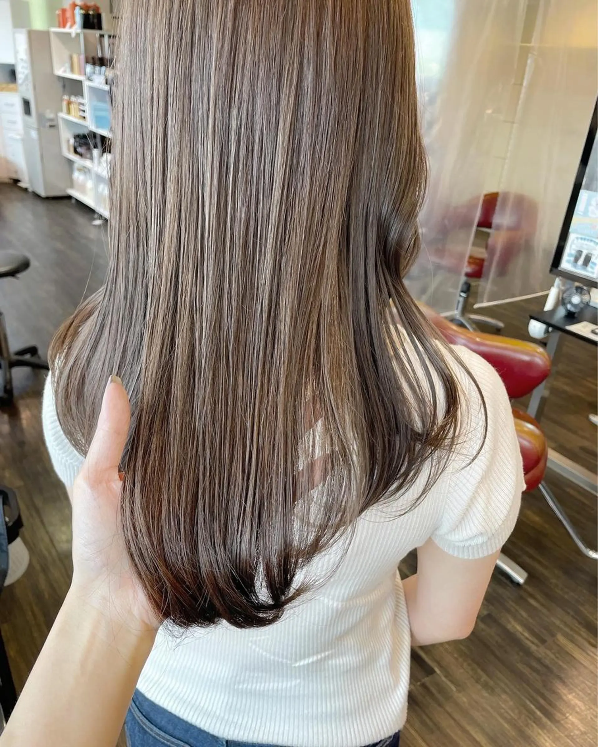 セミロング カラー ヘアアレンジ ヘアカラー 徳永 実沙のヘアスタイル