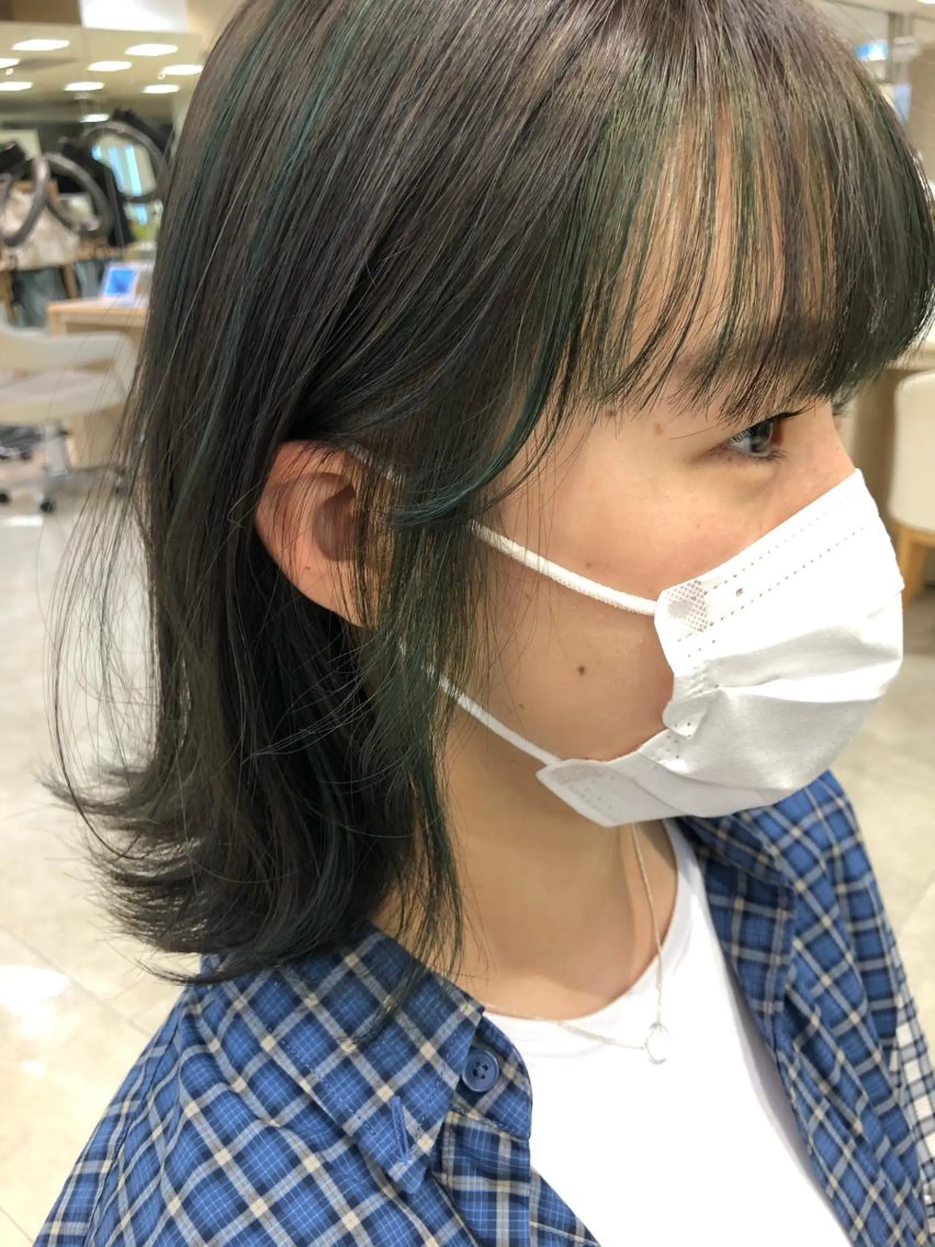セミロング カラー 顔周りカット 似合わせ.ﾍｱｾｯﾄ 得意🌹井上美沙のヘアスタイル