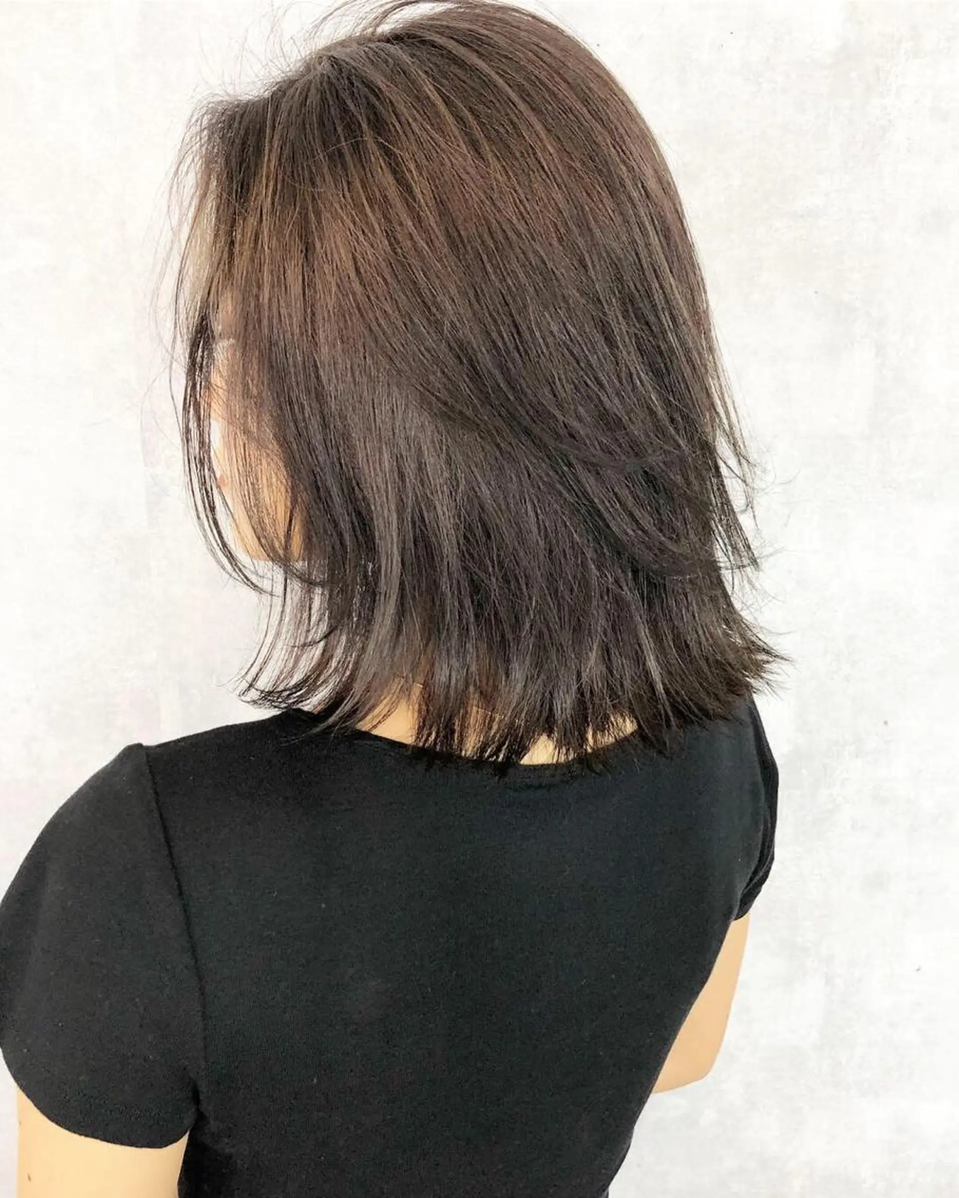 カラー グレージュ ラベンダーカラー ラベンダーグレージュ ラベンダーグレー レイヤーカット BLend 渋谷のヘアスタイル
