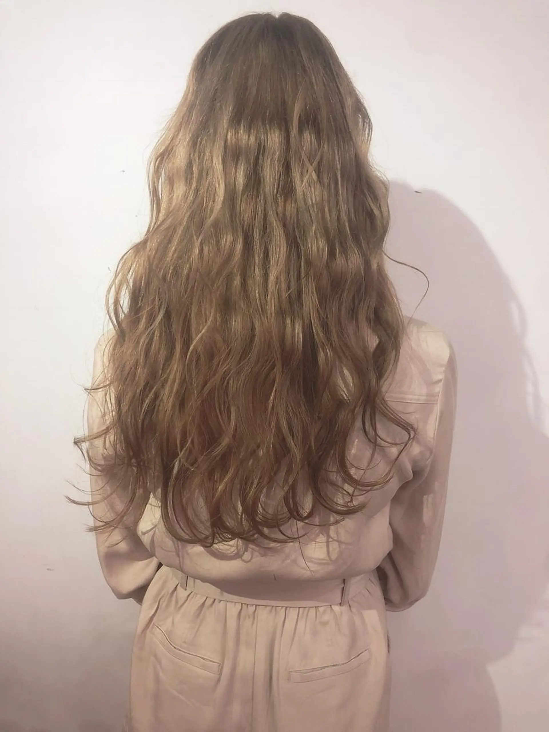 セミロング alpha. カラーエクステ下妻のヘアスタイル