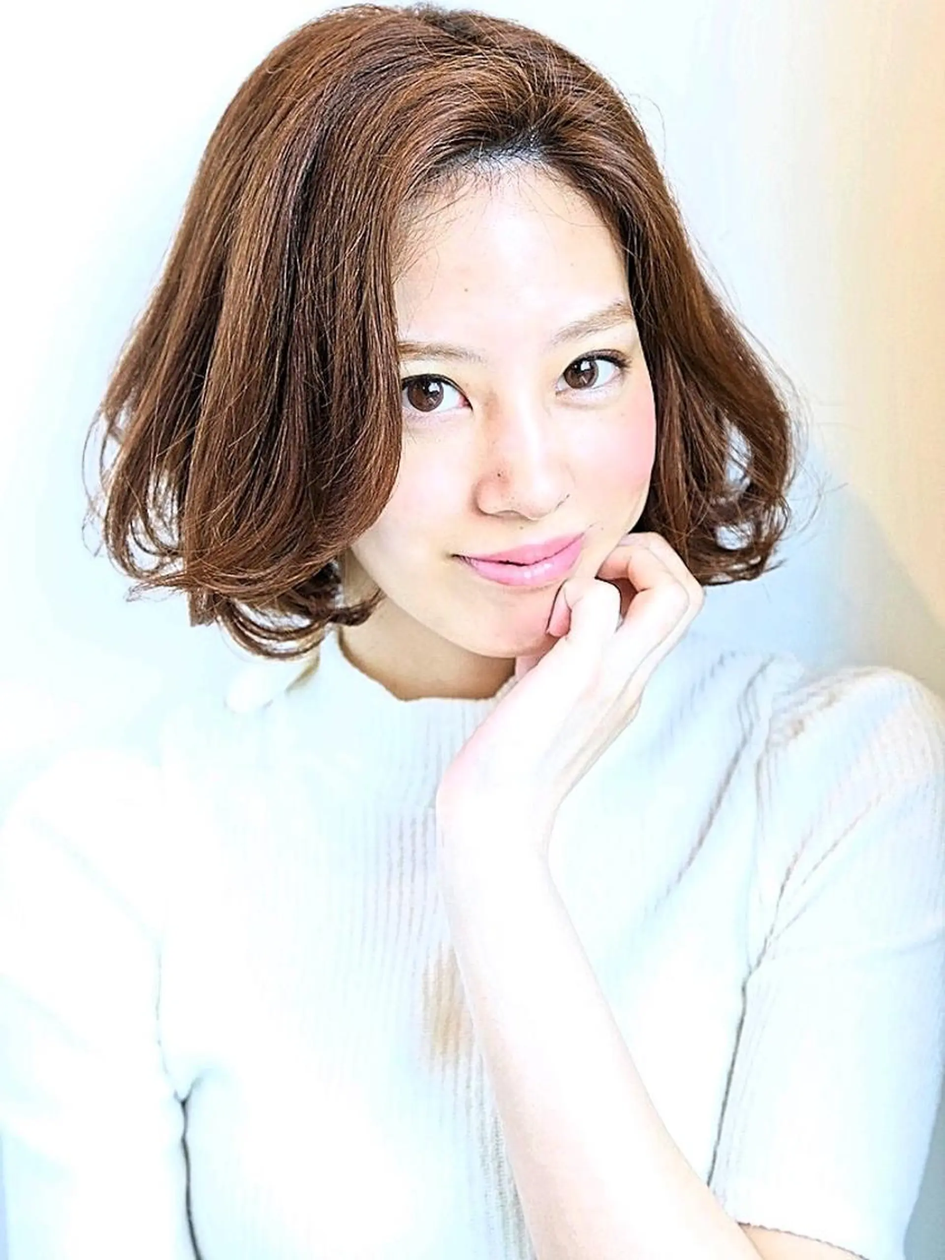 ミディアム カラー パーマ 透明感カラー 小顔カット カット ヘアカラー トリートメント ヘッドスパ ✨hair make flencia✂️✨のヘアスタイル