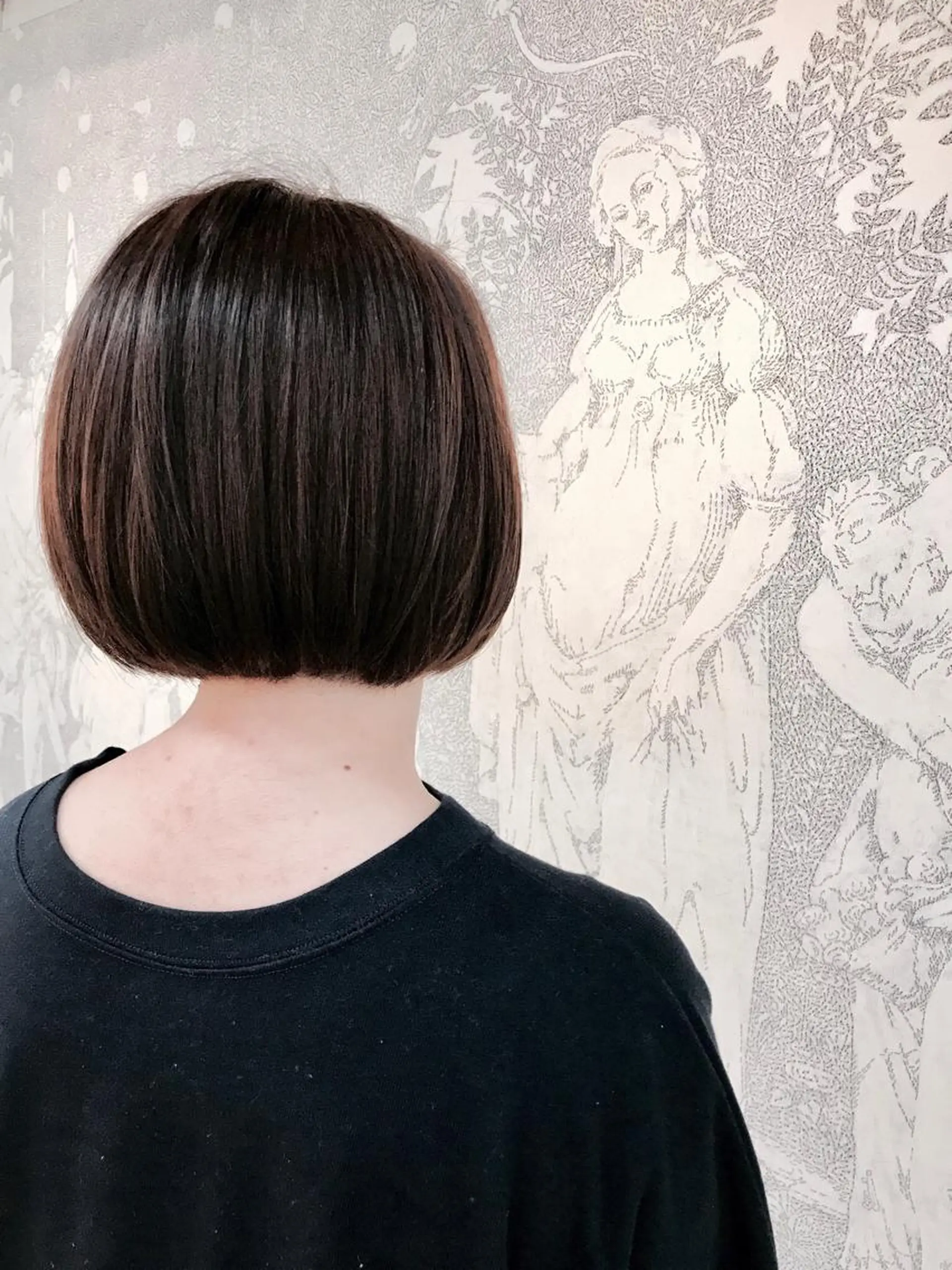 ショート アルファ シェリのヘアスタイル