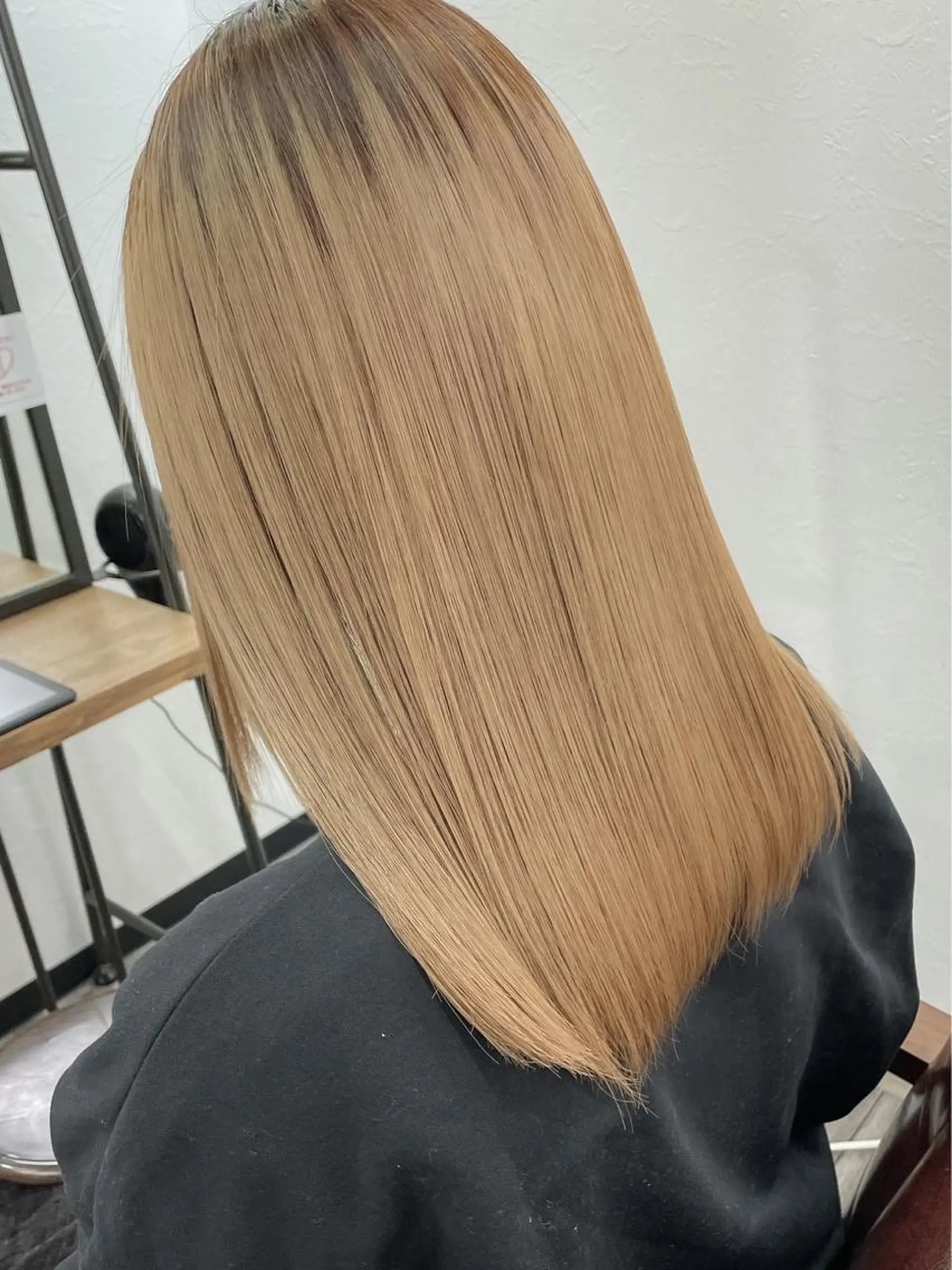 セミロング 木村 陽菜のヘアスタイル