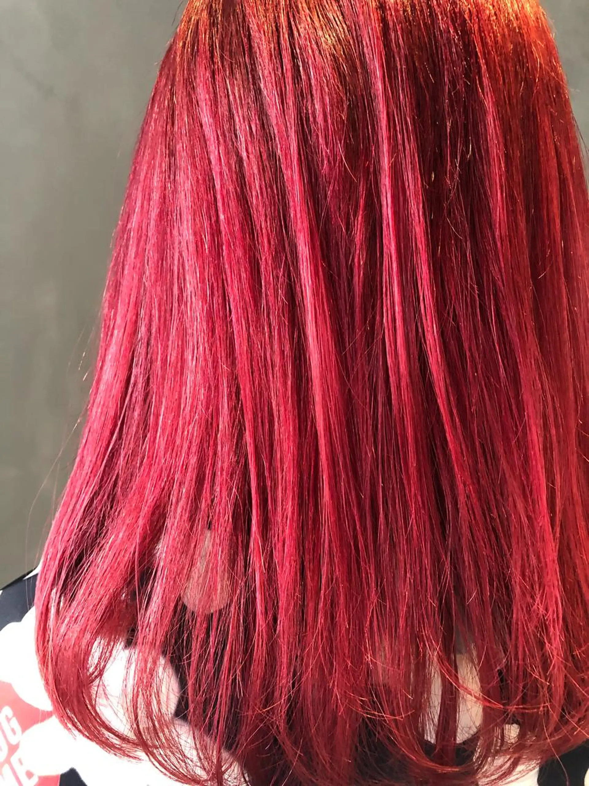 カラー レッドカラー 長谷川 沙紀のヘアスタイル