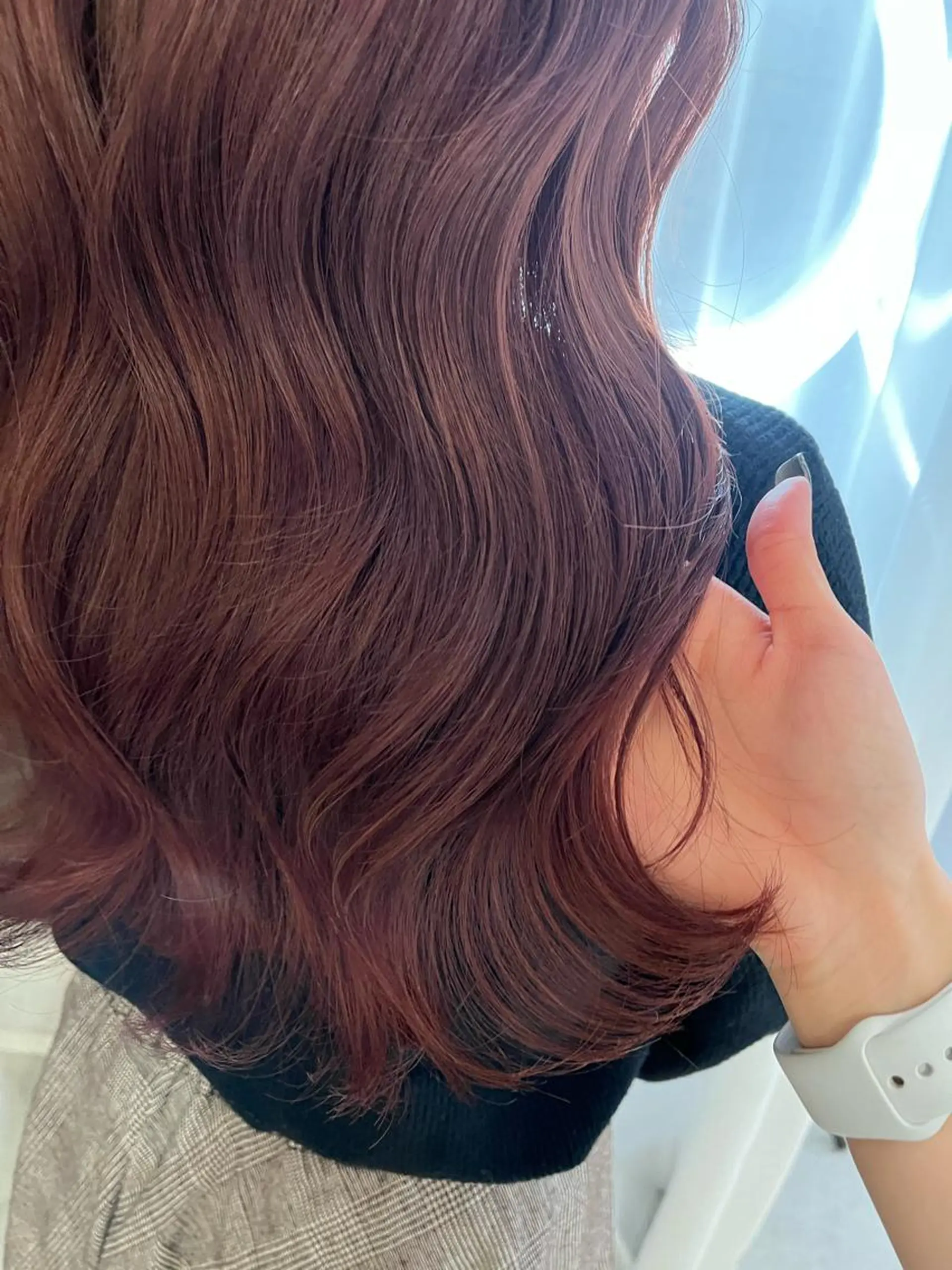ロング ヘアカラー トリートメント u n aのヘアスタイル