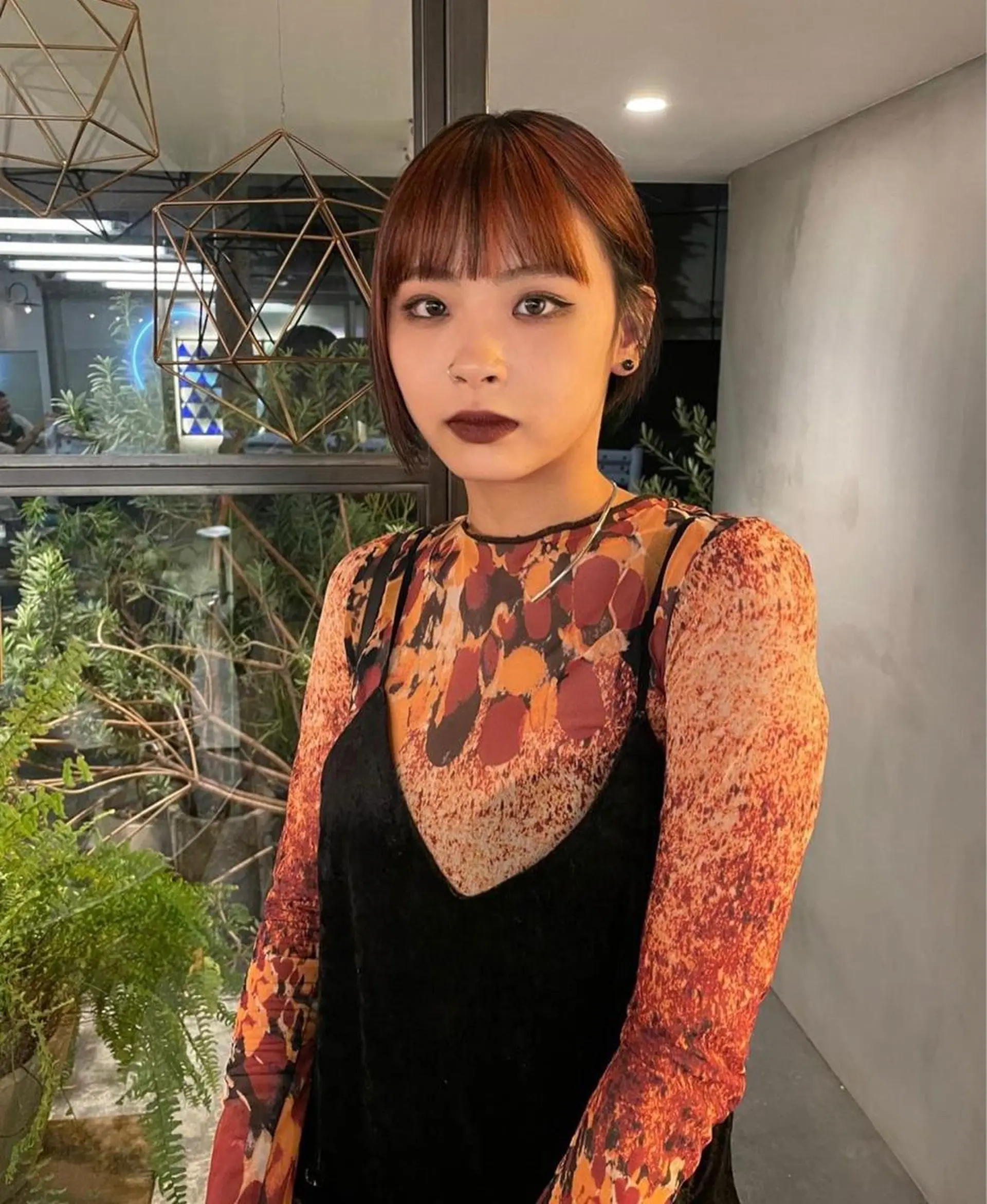 ショート カラー バレイヤージュ ブリーチ ケアブリーチ デザインカラー ダブルカラー スパイラルパーマ 🌐hina⭐️のヘアスタイル
