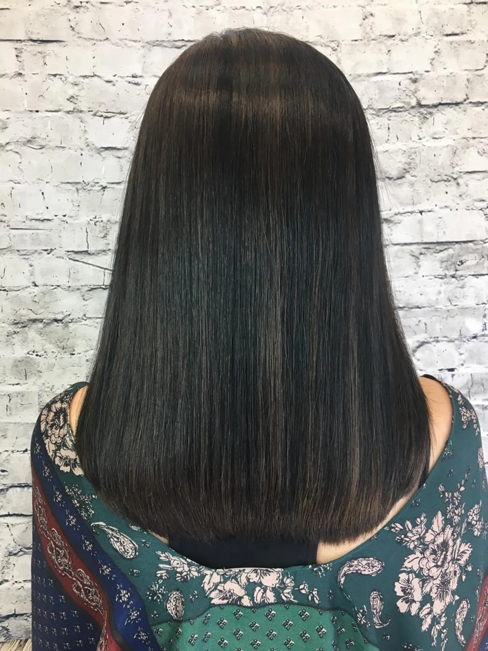 セミロング カラー ヘアカラー トリートメント 瀧本 顕のヘアスタイル