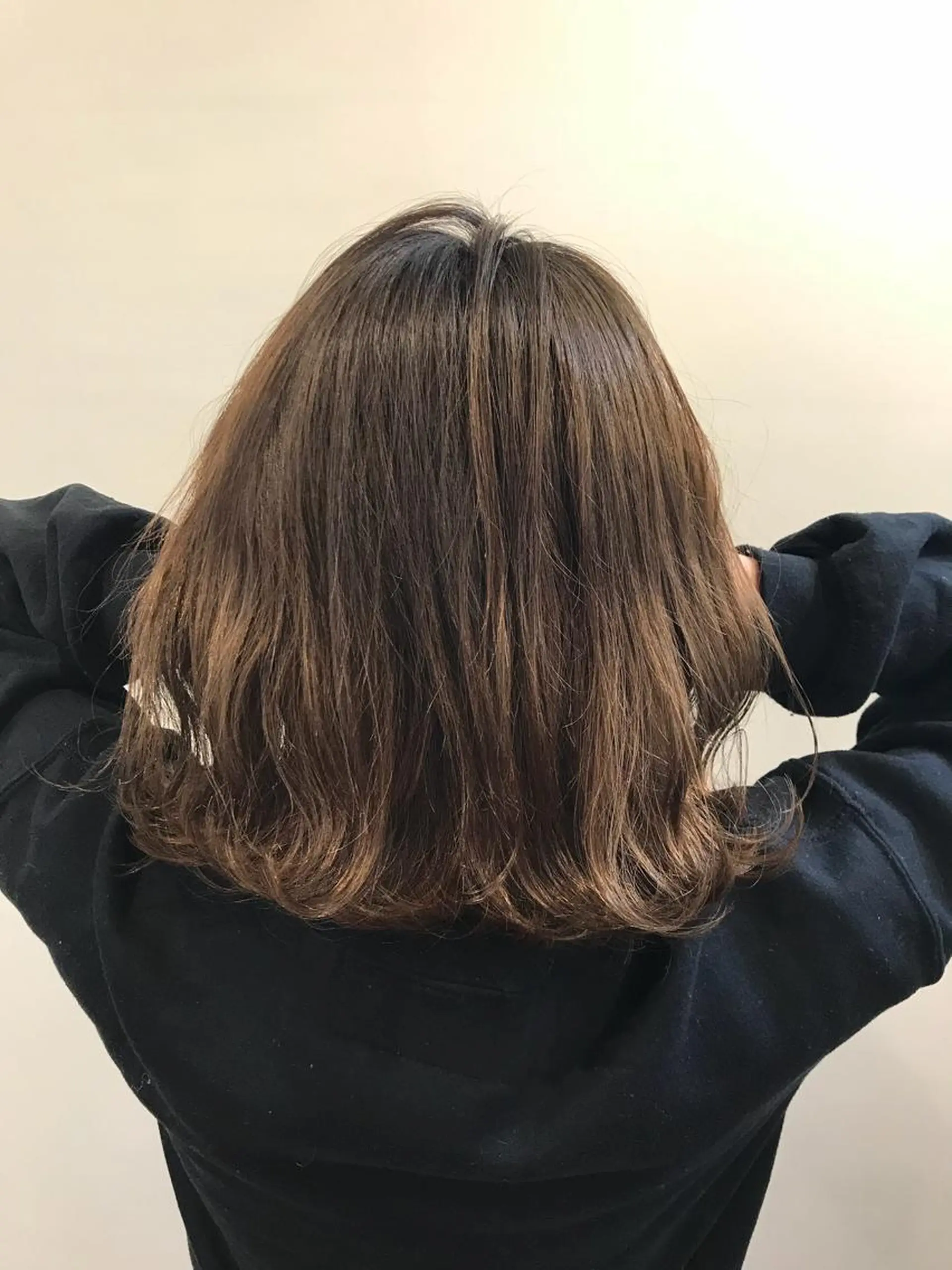 ミディアム カラー ブラウンカラー ミルクティーブラウン ヘアカラー トリートメント 平尾 拓也のヘアスタイル