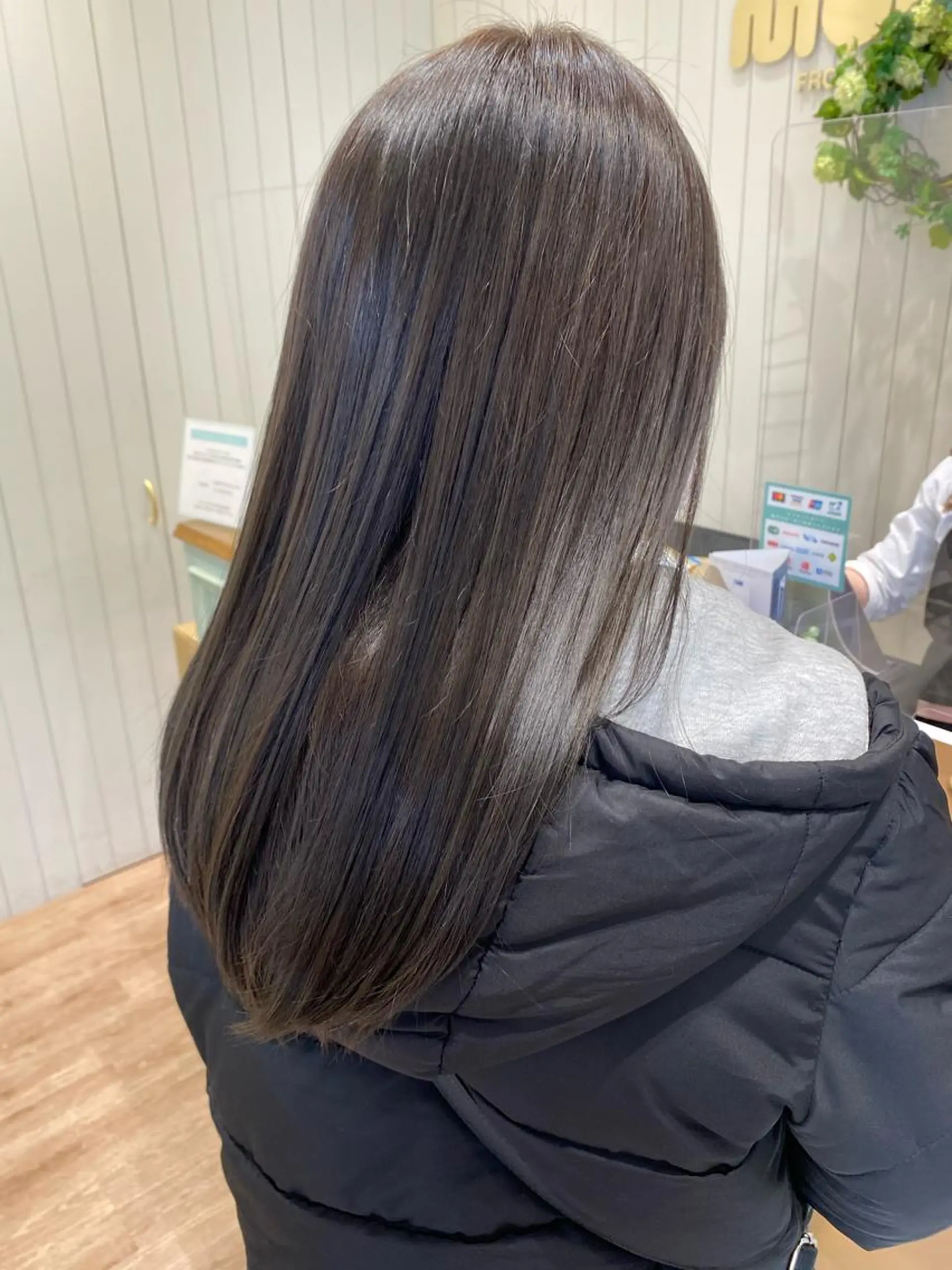 ロング 縮毛矯正 トリートメント 酸熱トリートメント ヘアカラー ayaka #パーマ#アレンジのヘアスタイル