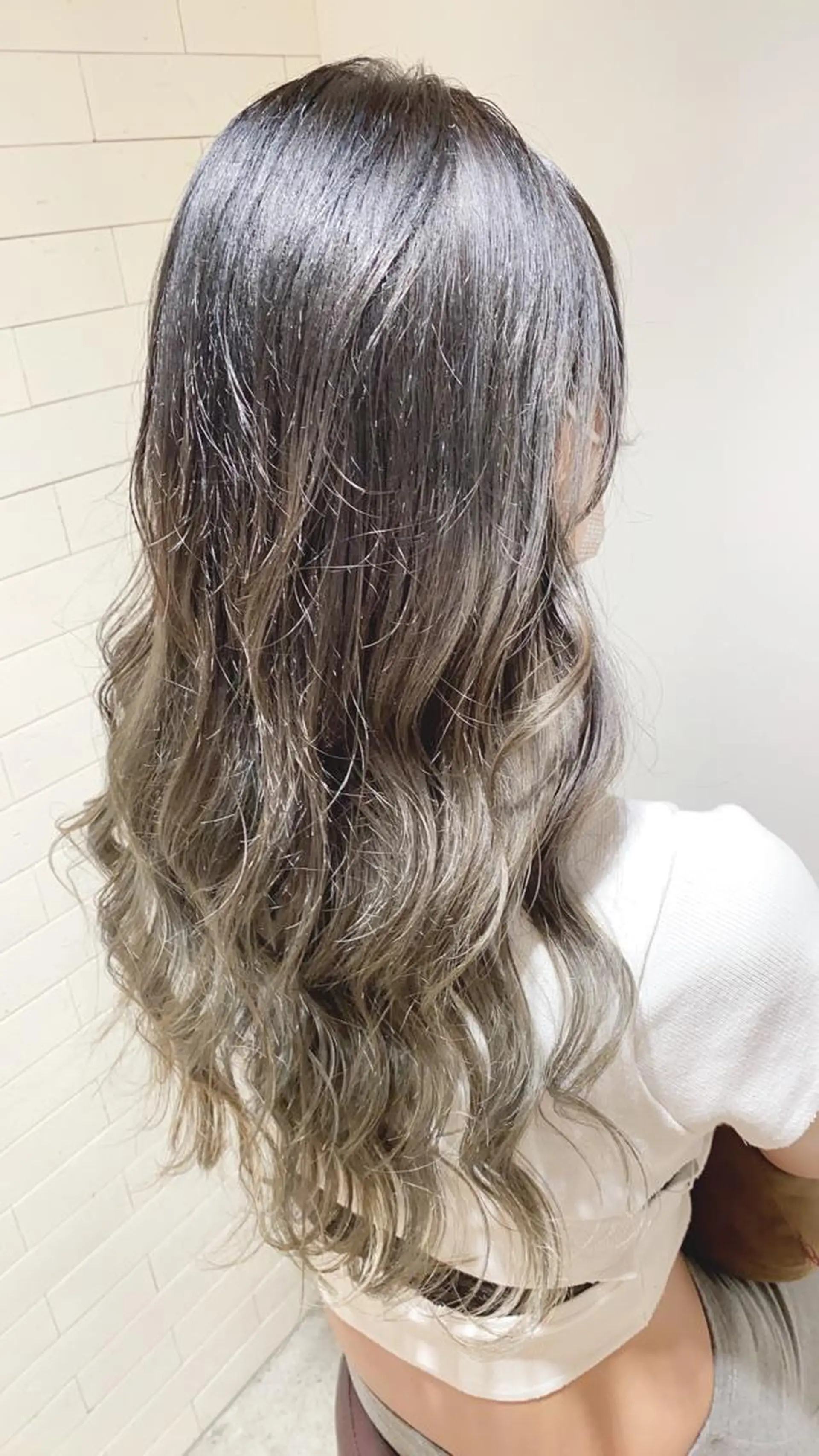 ロング ショートボブ ボブ ハイライト ヘアカラー トリートメント ヘッドスパ ヘアセット メンズツイスパ ショートフクヤマシンのヘアスタイル