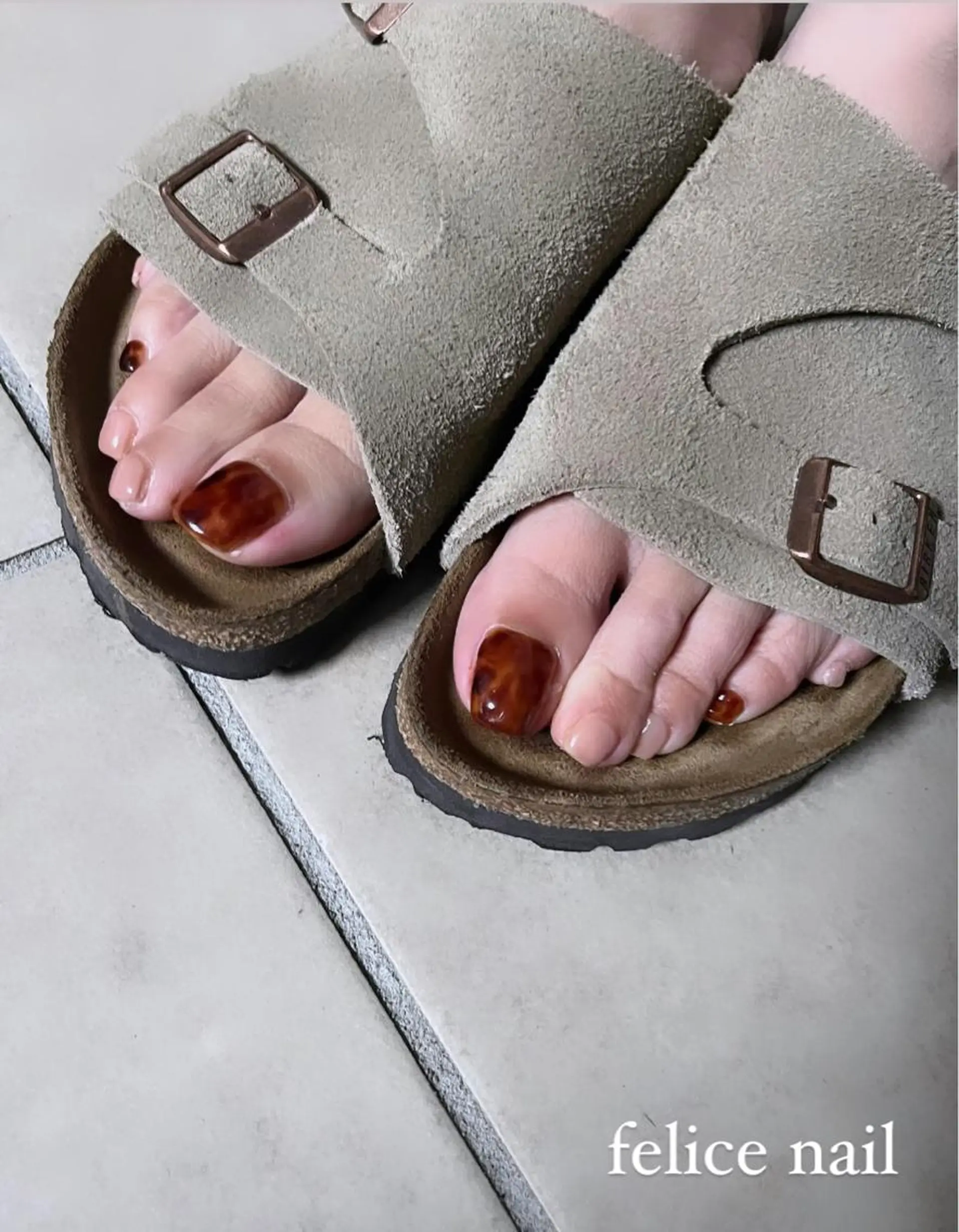 ネイル べっ甲ネイル フットネイル felice nailのネイルデザイン
