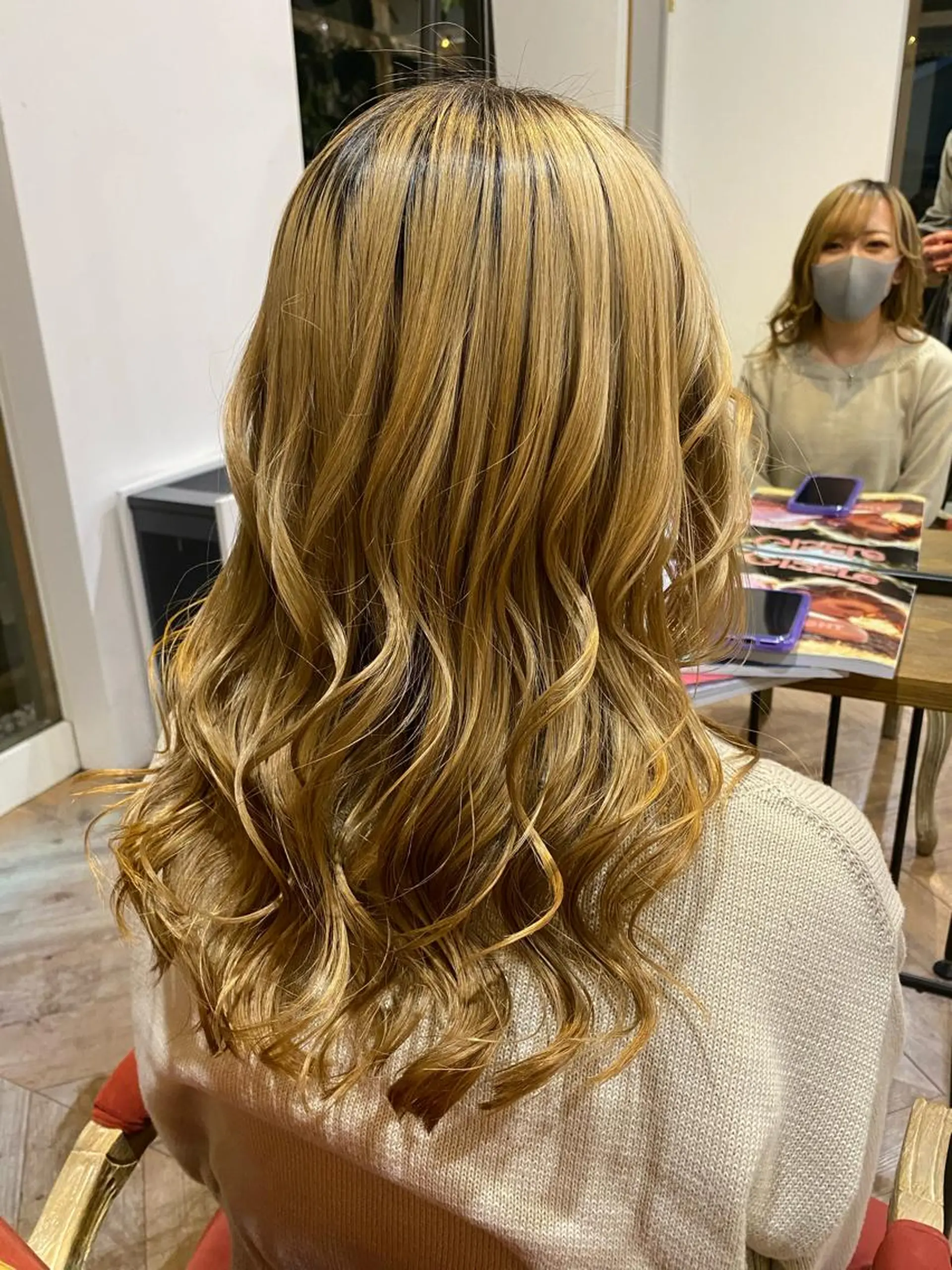 ロング カット ヘアカラー トリートメント 小島 健太郎のヘアスタイル