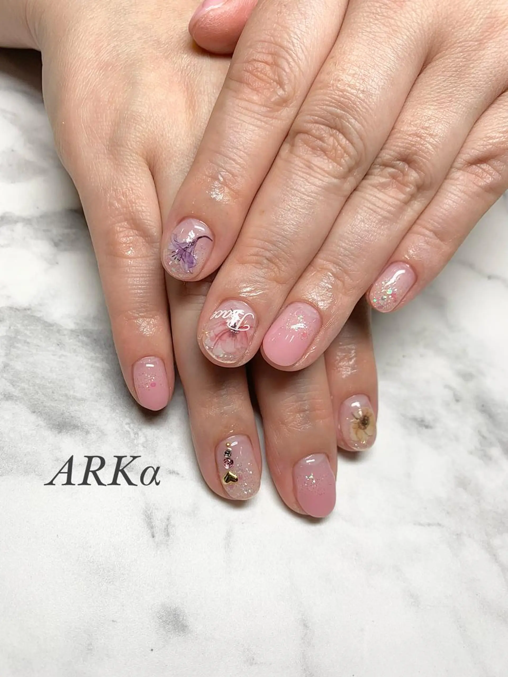 ショート ネイル ハンドネイル Nailsalon ARKαのネイルデザイン