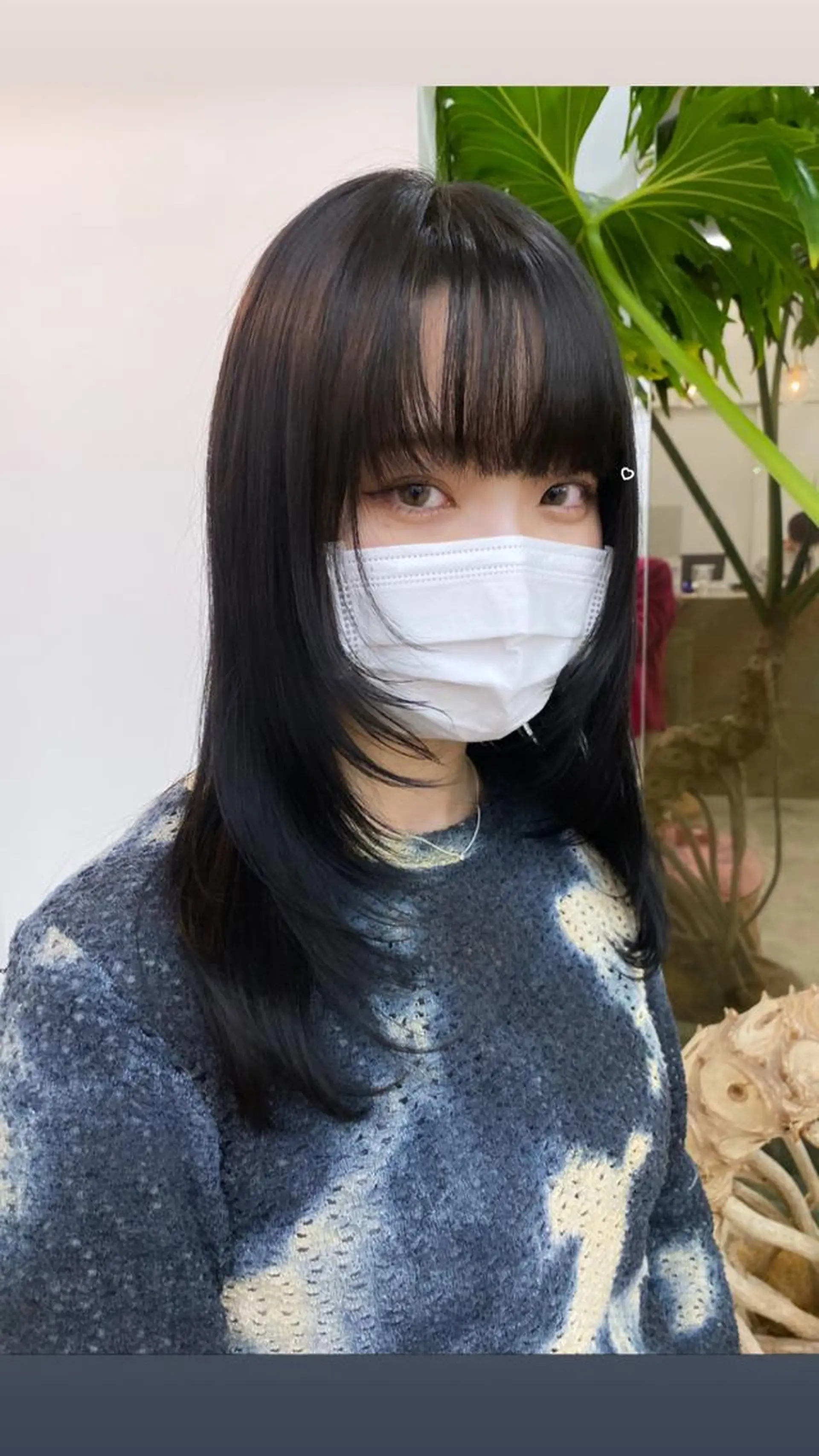 ロング カラー 黒髪 ブルーカラー ブルーブラック Amy.所属・amy. ユナのヘアスタイル