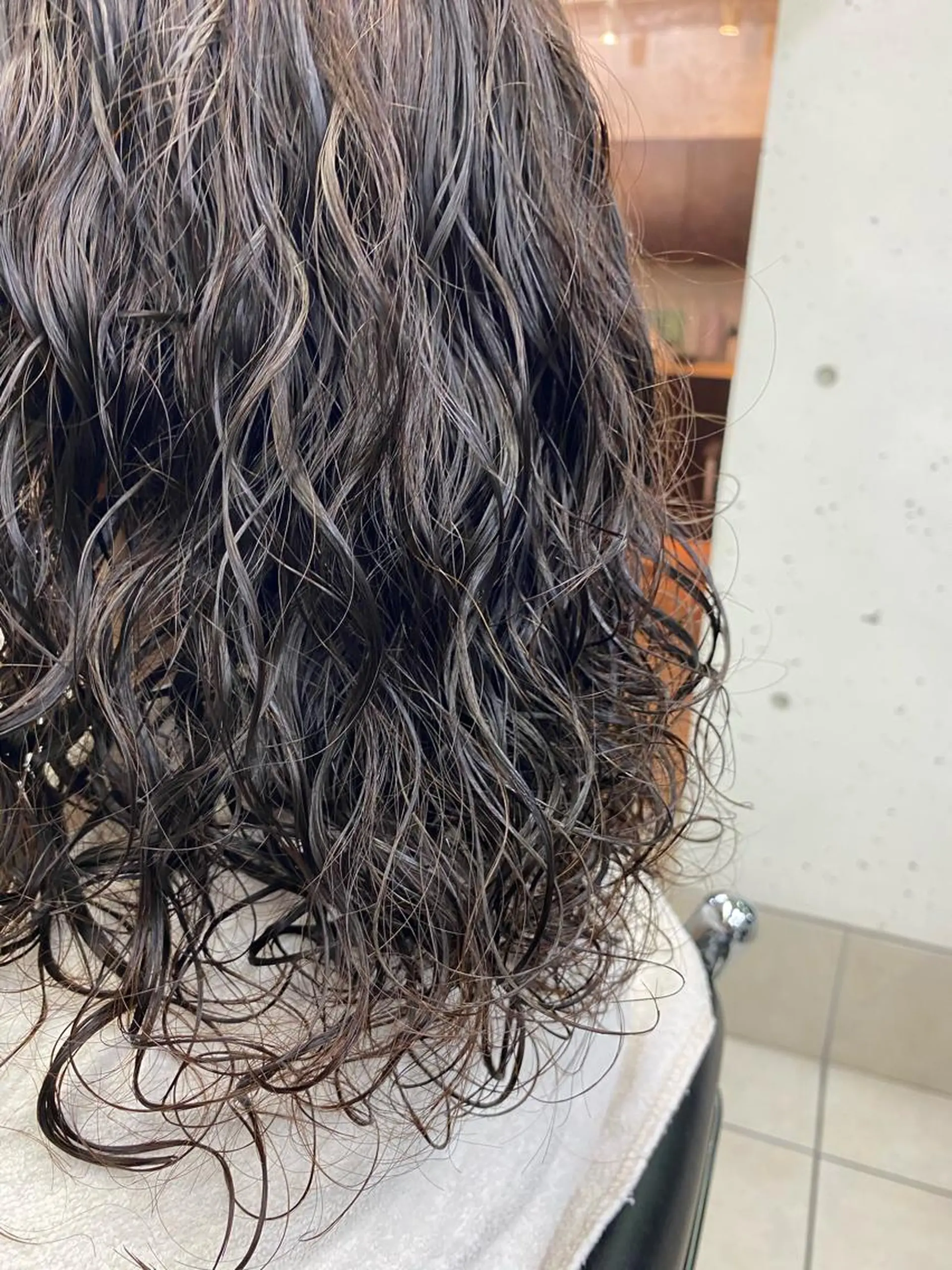 ミディアム パーマ TONI&GUY   EBISU所属・無料カットモデル募集 / Natsukiのヘアスタイル