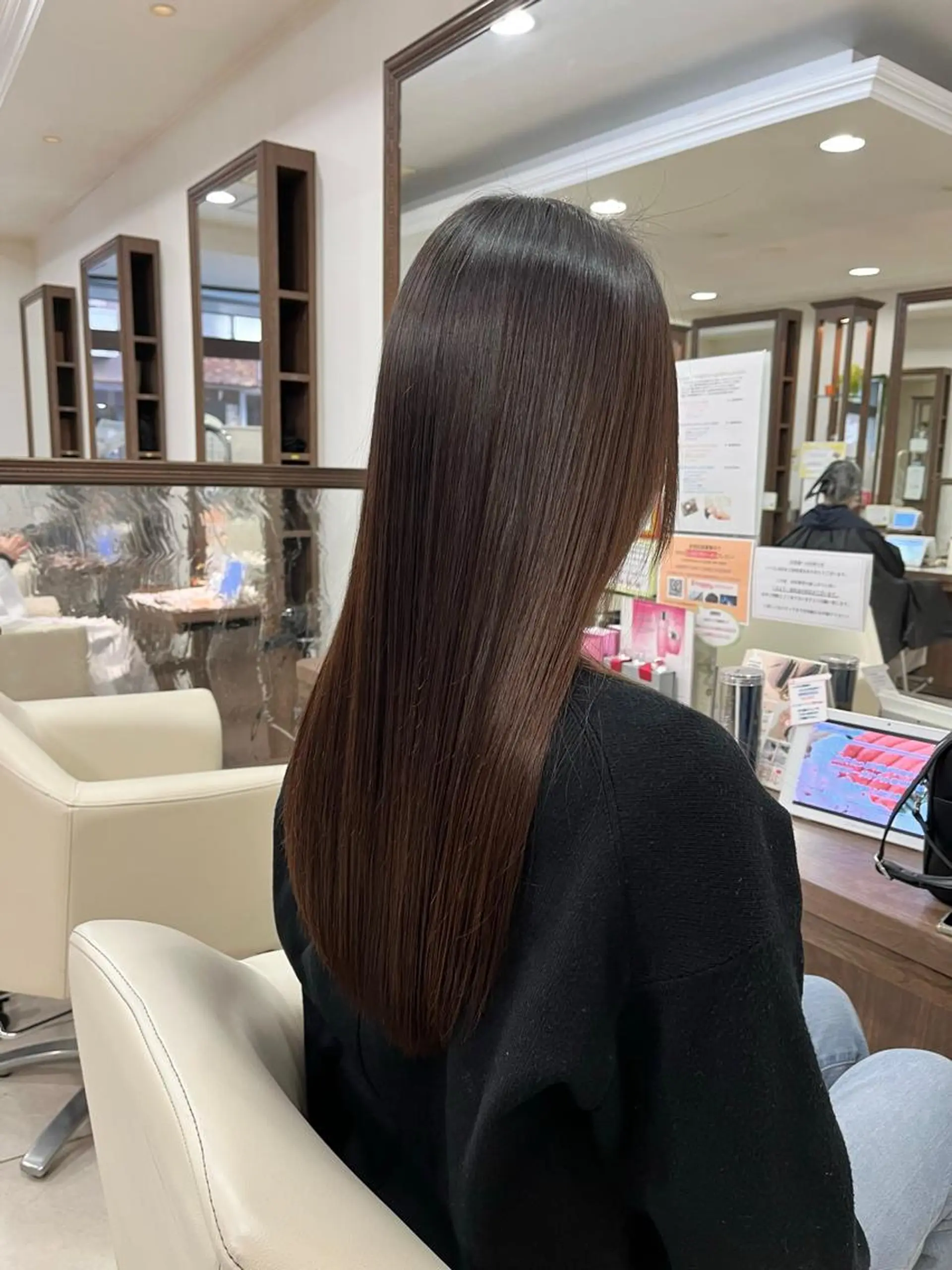 ロング カラー ブリーチ くせ毛 伸ばしかけ 髪質改善 縮毛矯正 カット 縮毛矯正 トリートメント ✨髪質改善・縮毛矯正 専門美容室マーベルのヘアスタイル