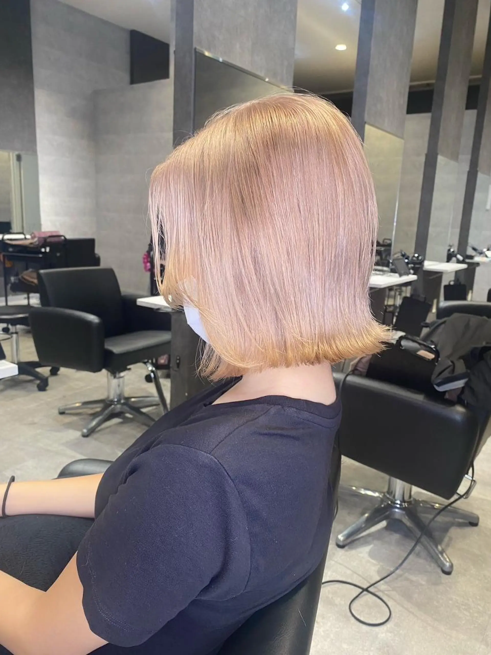 ミディアム 外国人風カラー ハイライト 髪質改善 似合わせカット トリートメント カット ヘアカラー トリートメント BUCKS【天王寺】 バックス【駅30秒】のヘアスタイル