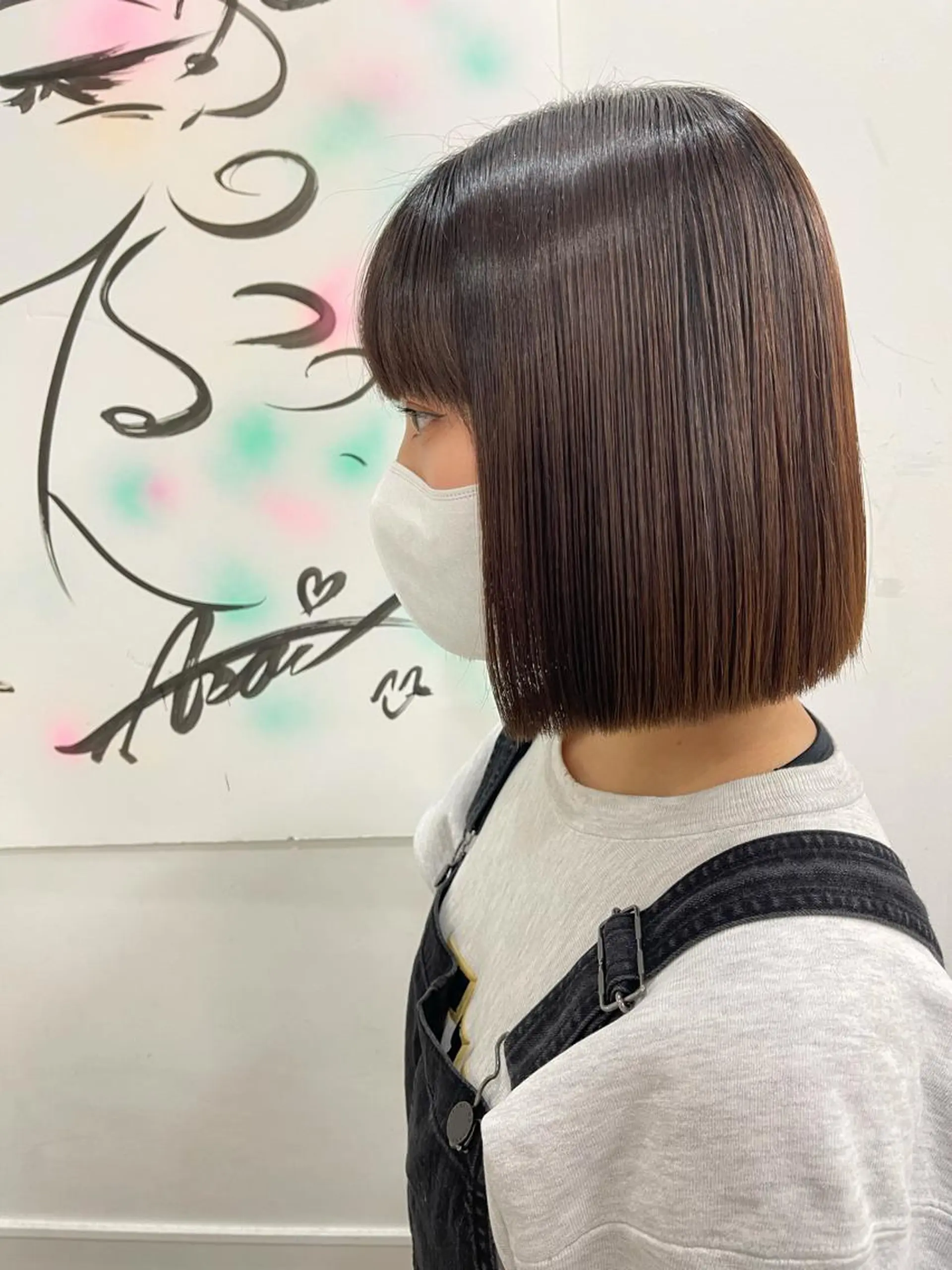 ミディアム パーマ ボブ 縮毛矯正 ストレートパーマ 髪質改善/縮毛矯正 /ブリーチ矯正/岡部のヘアスタイル