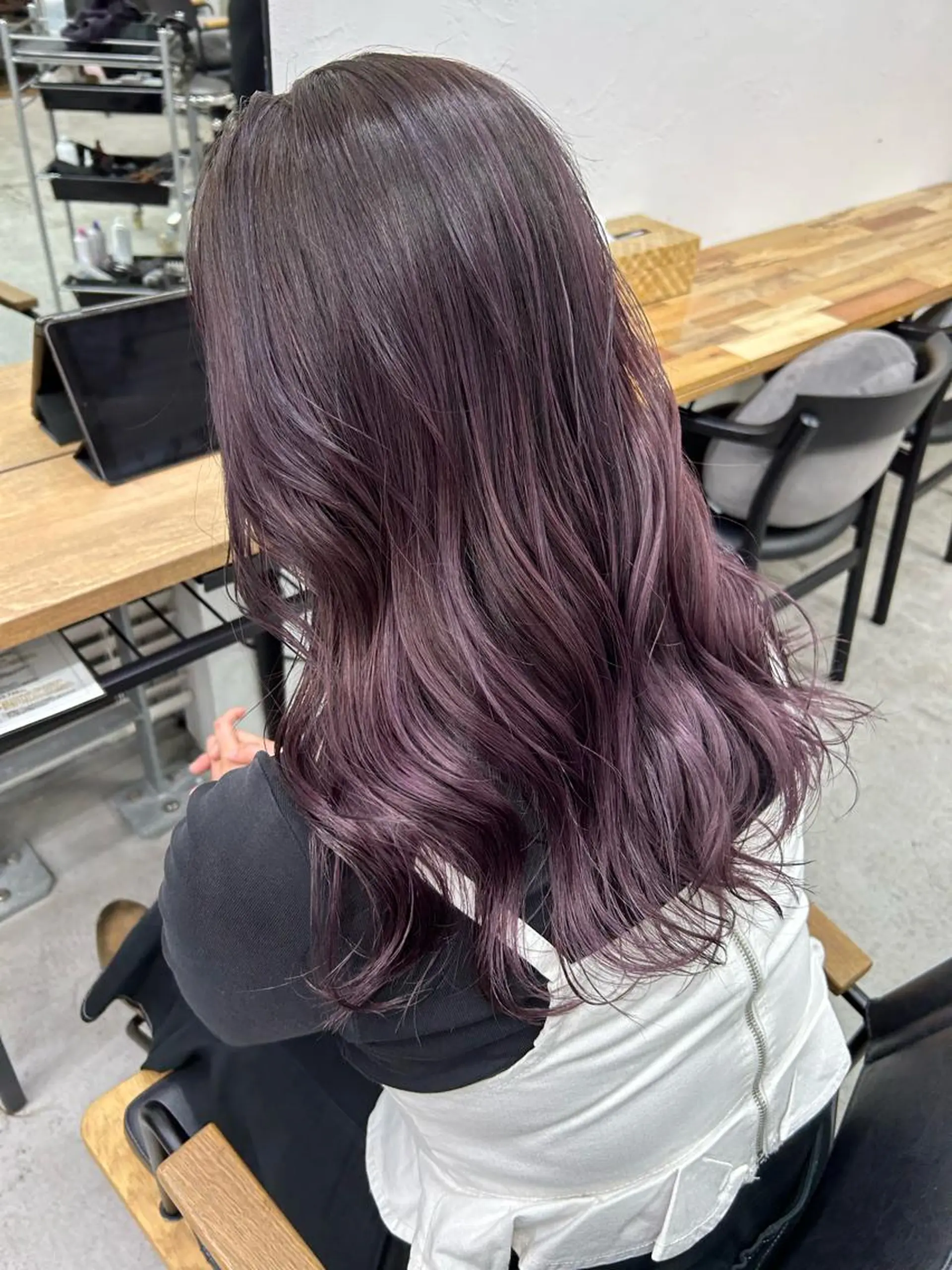 セミロング カラー バレイヤージュ ラベンダーカラー レイヤーカット カット ヘアカラー トリートメント 🧸艶々韓国ヘア 🧁mizunaのヘアスタイル