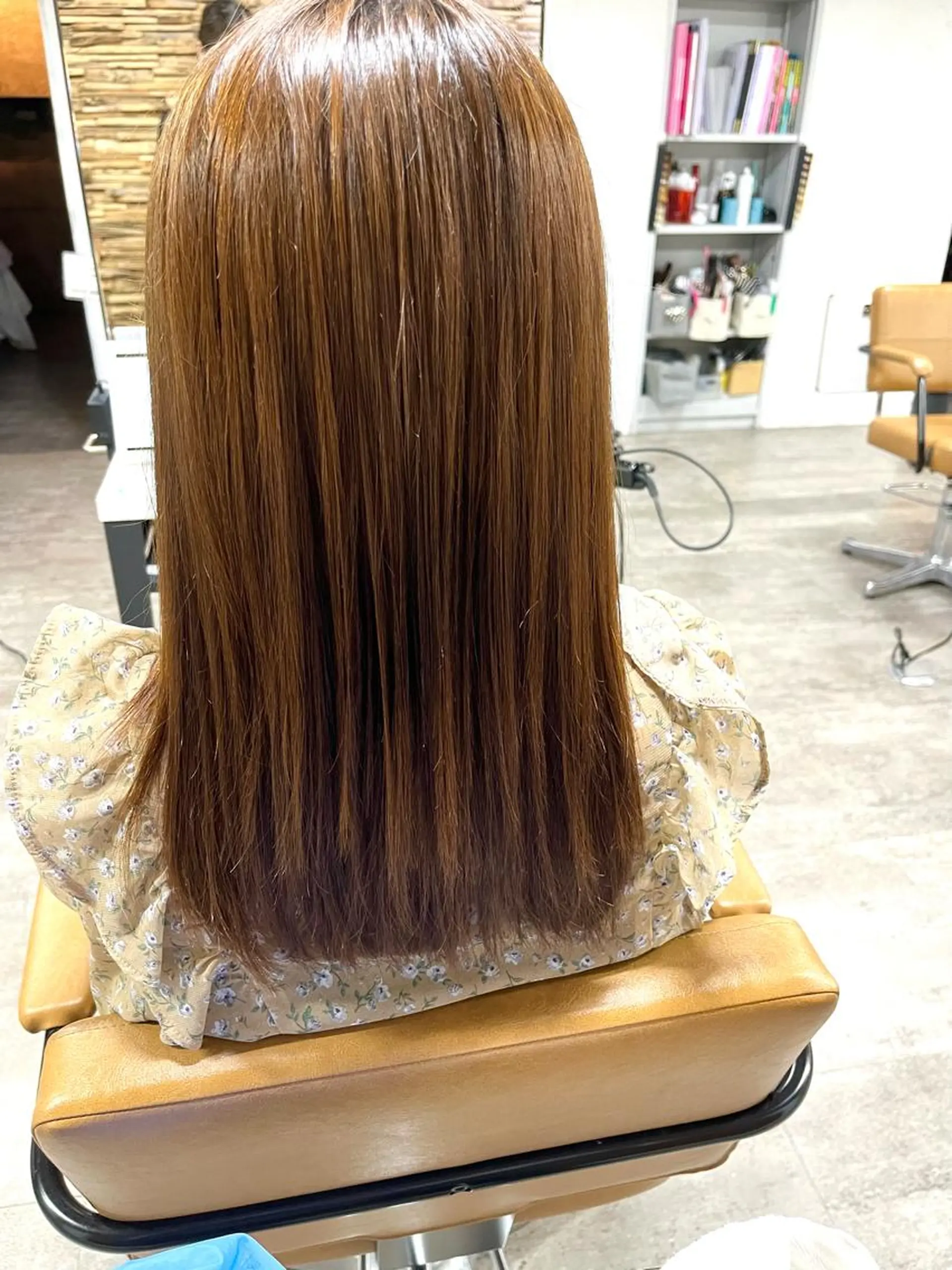 セミロング 韓国風透明感カラー 💎YUI💎のヘアスタイル