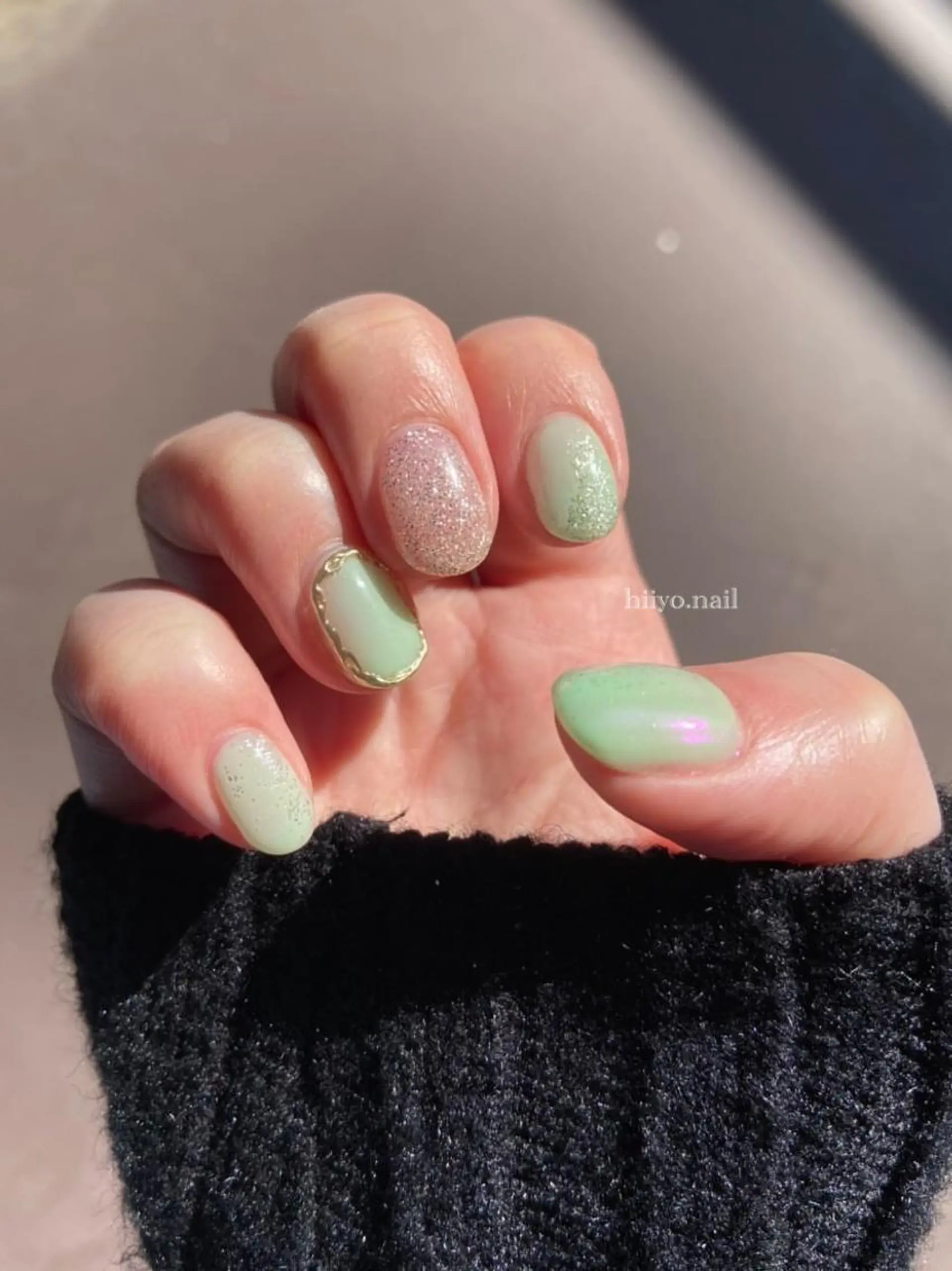 ネイル グリーン ニュアンスネイル パステルネイル hiyo🫧ネイル /渋谷💍🎀のネイルデザイン