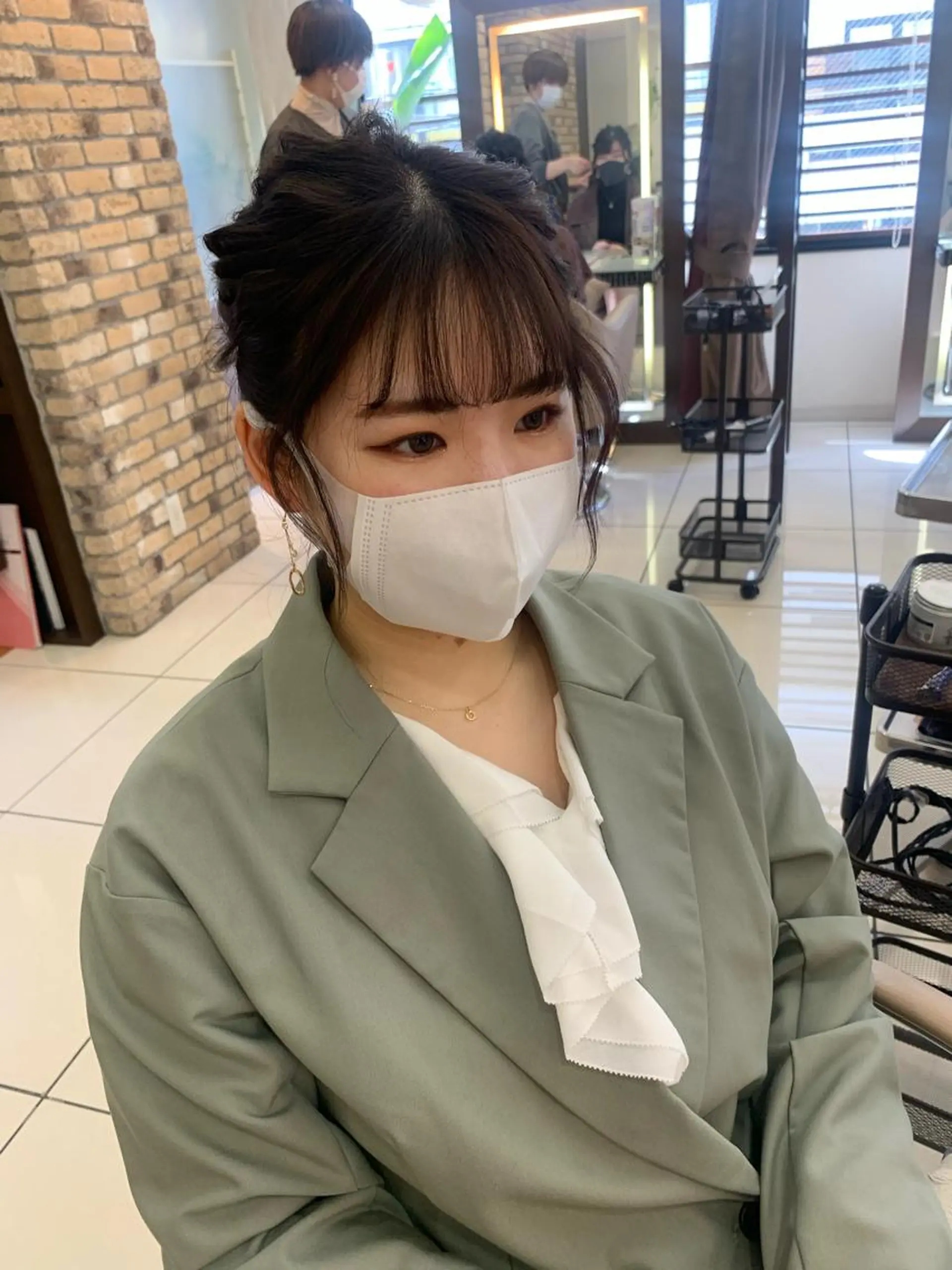 ミディアム カラー ヘアセット ママ美容師まつげ 🤍まき🤍のマツエク・マツパデザイン