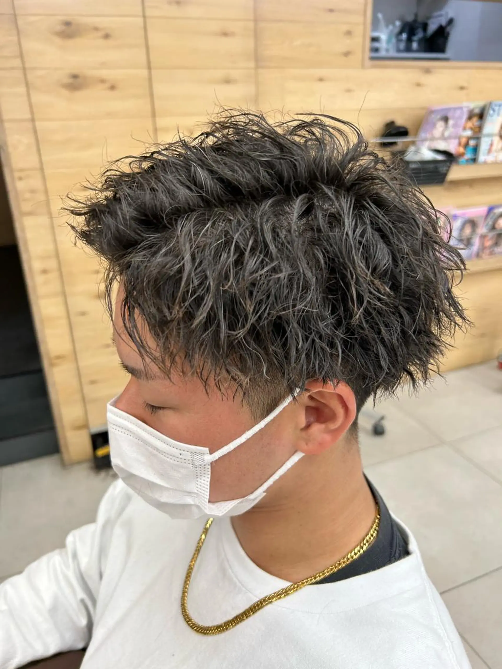 パーマ メンズ メンズブリーチ フェードカット メンズパーマ 学生（メンズ向け） スキンフェード カット パーマ L PLACE所属・L PLACE 丸山一希のヘアスタイル