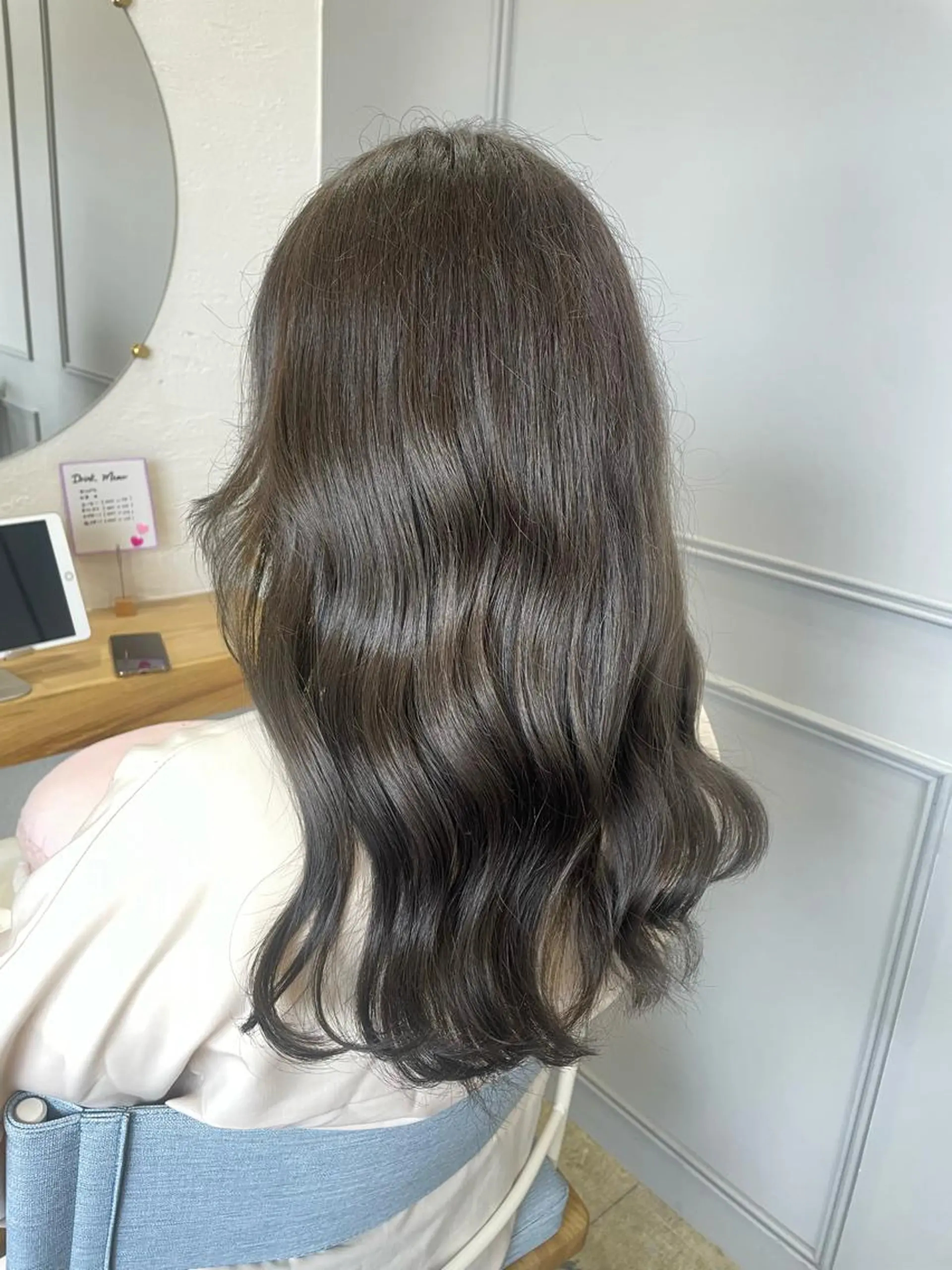 ミディアム カラー ヘアカラー トリートメント miloc那覇 MIKUのヘアスタイル