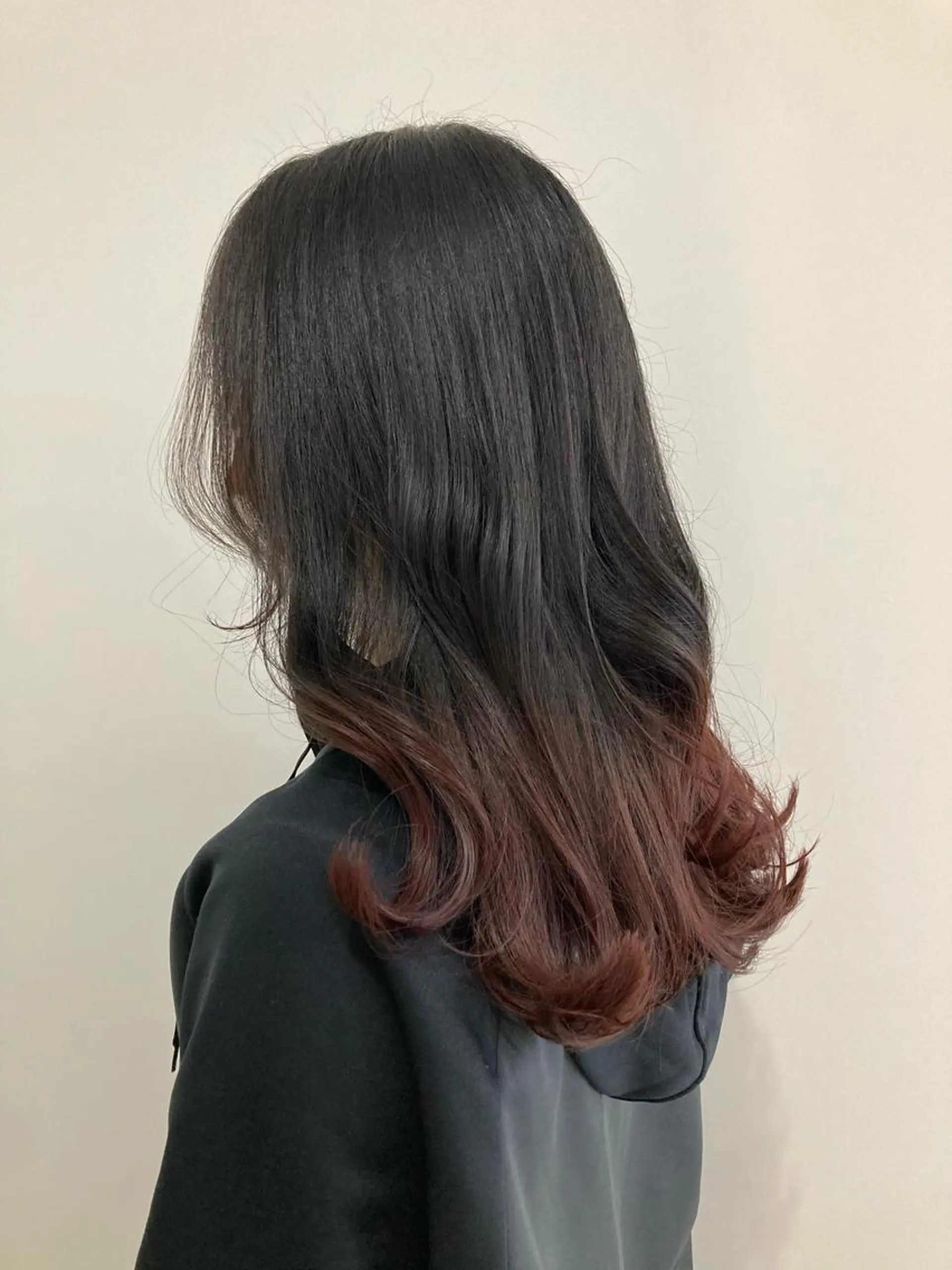 セミロング カラー ブリーチ グラデーションカラー ブリーチなしカラー お洒落パーマ/ 艶カラー/michiのヘアスタイル