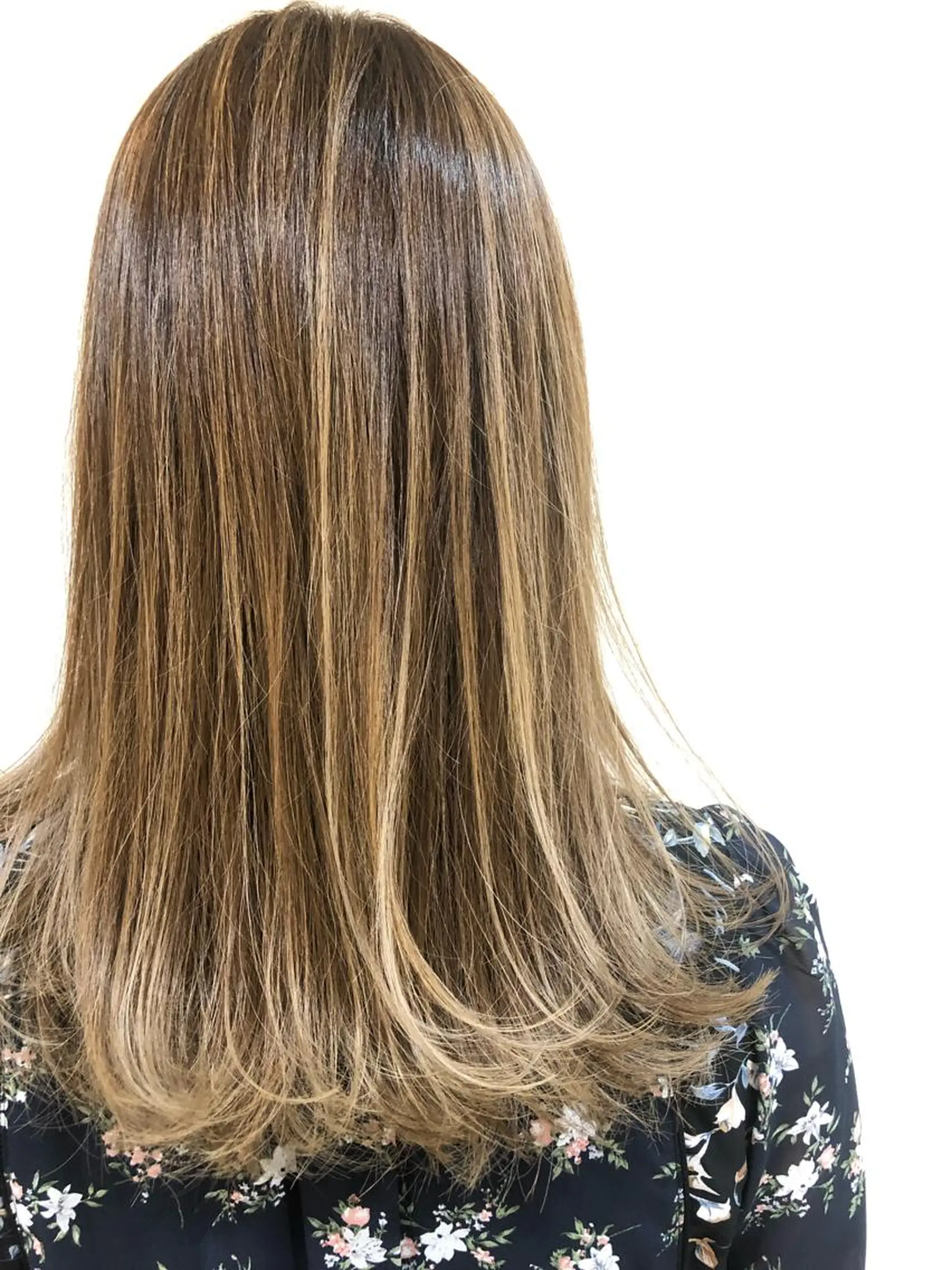 セミロング ヘアカラー 松浦 正覚のヘアスタイル