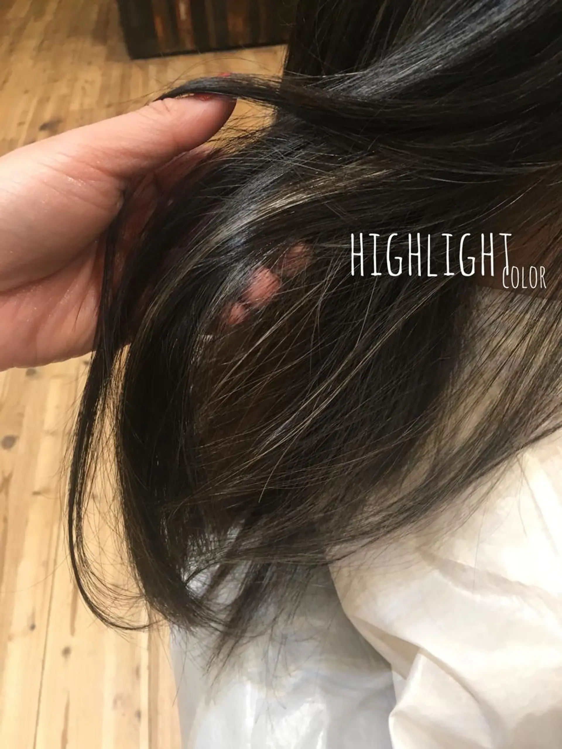 セミロング カラー 江原 綾花のヘアスタイル