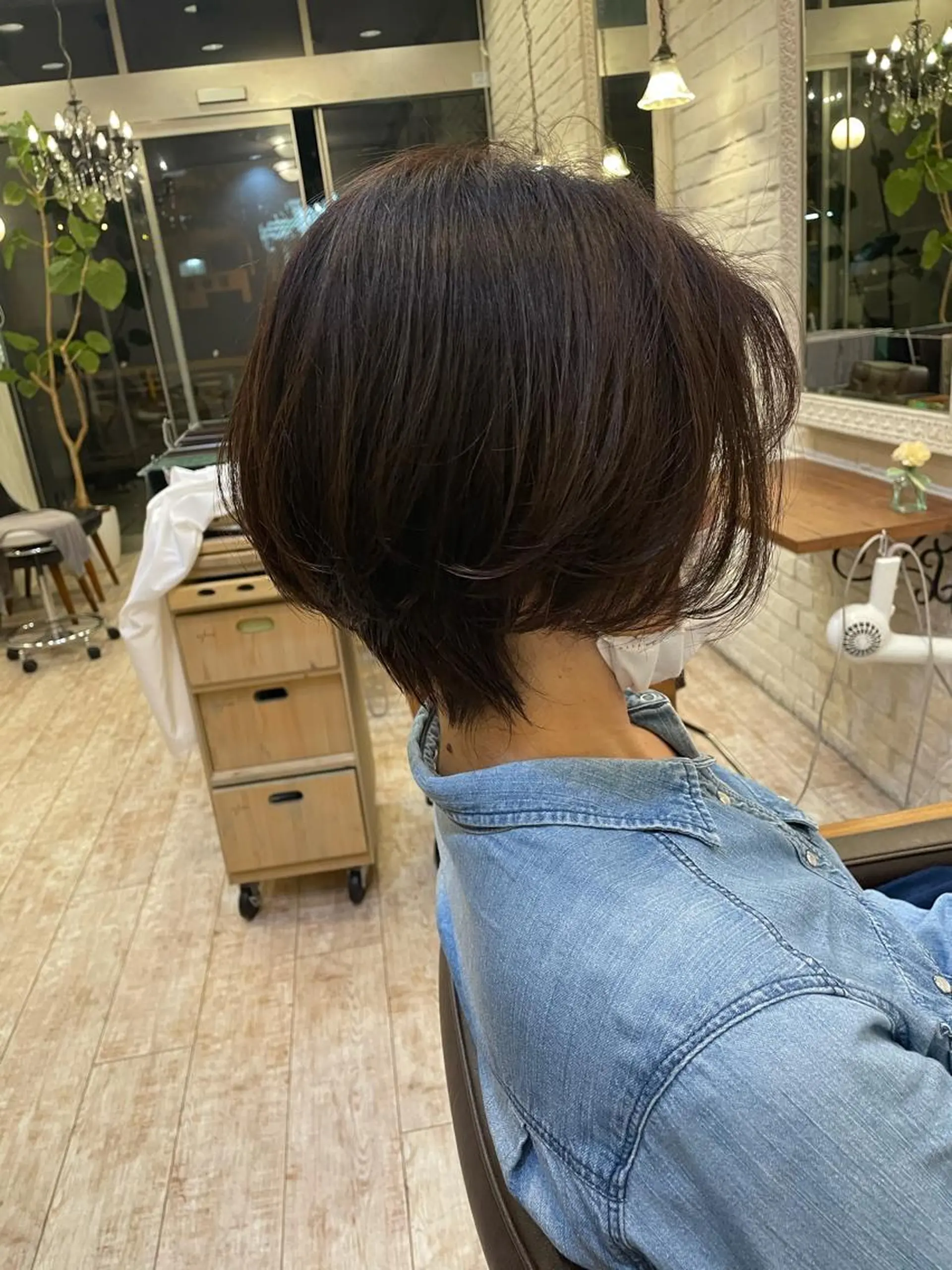 ショート ショートヘア 飯塚 沙衣のヘアスタイル