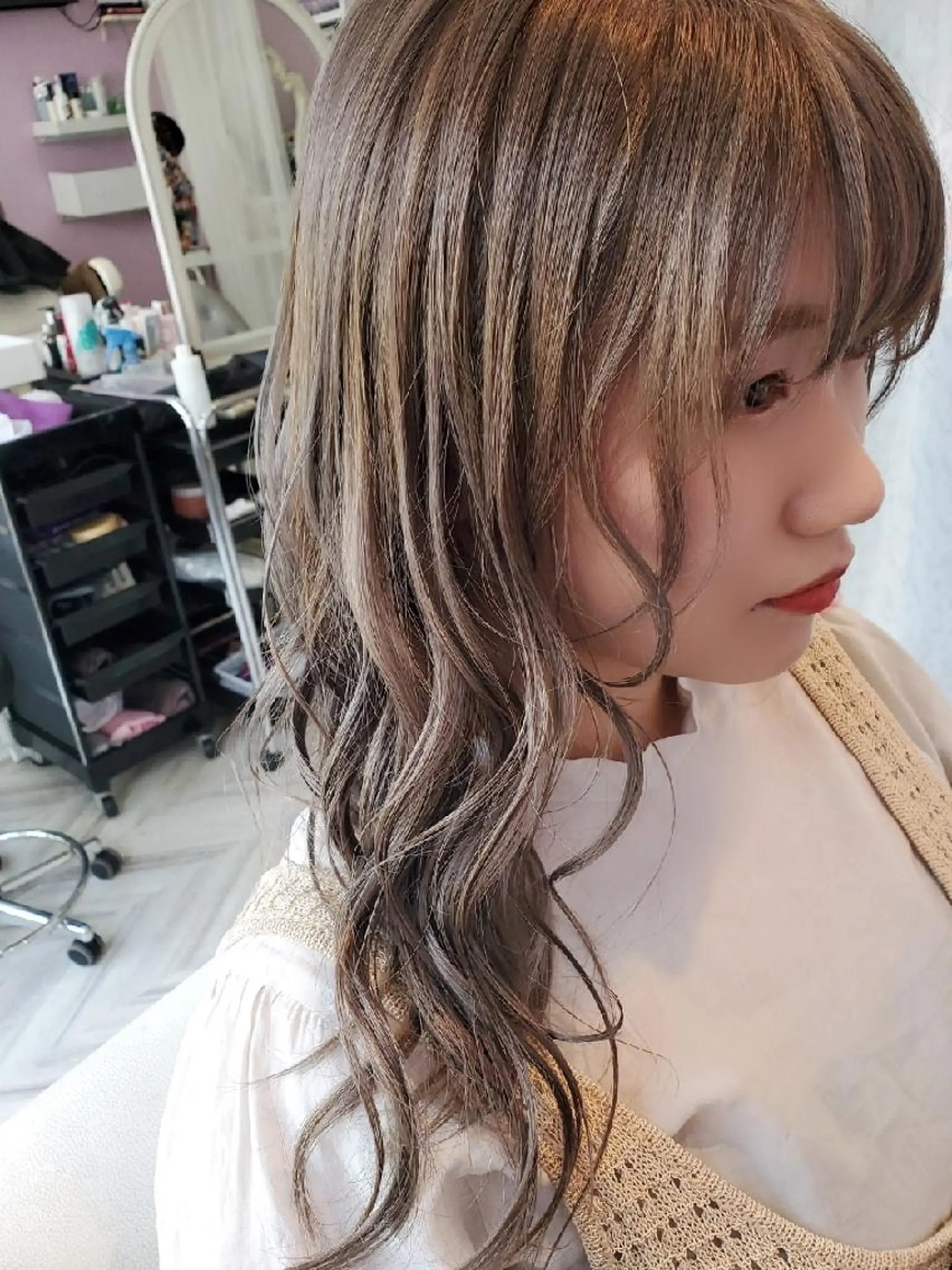 セミロング カラー ヘアアレンジ アッシュ ナカシマ  アユミのヘアスタイル